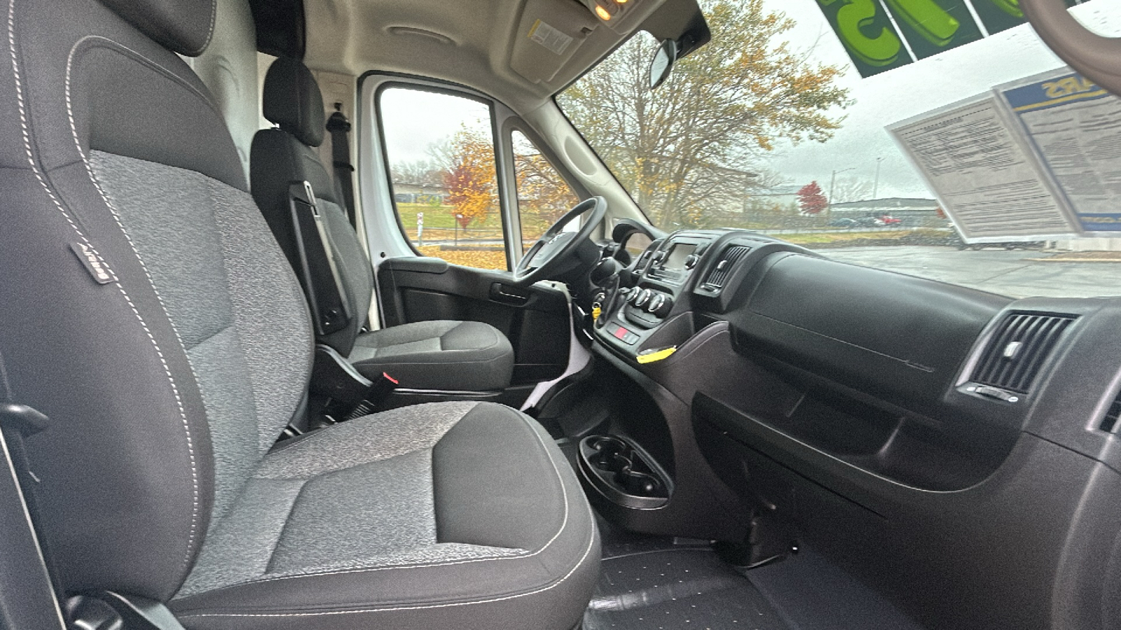 2019 Ram ProMaster Cargo Van 1500 STANDARD 18