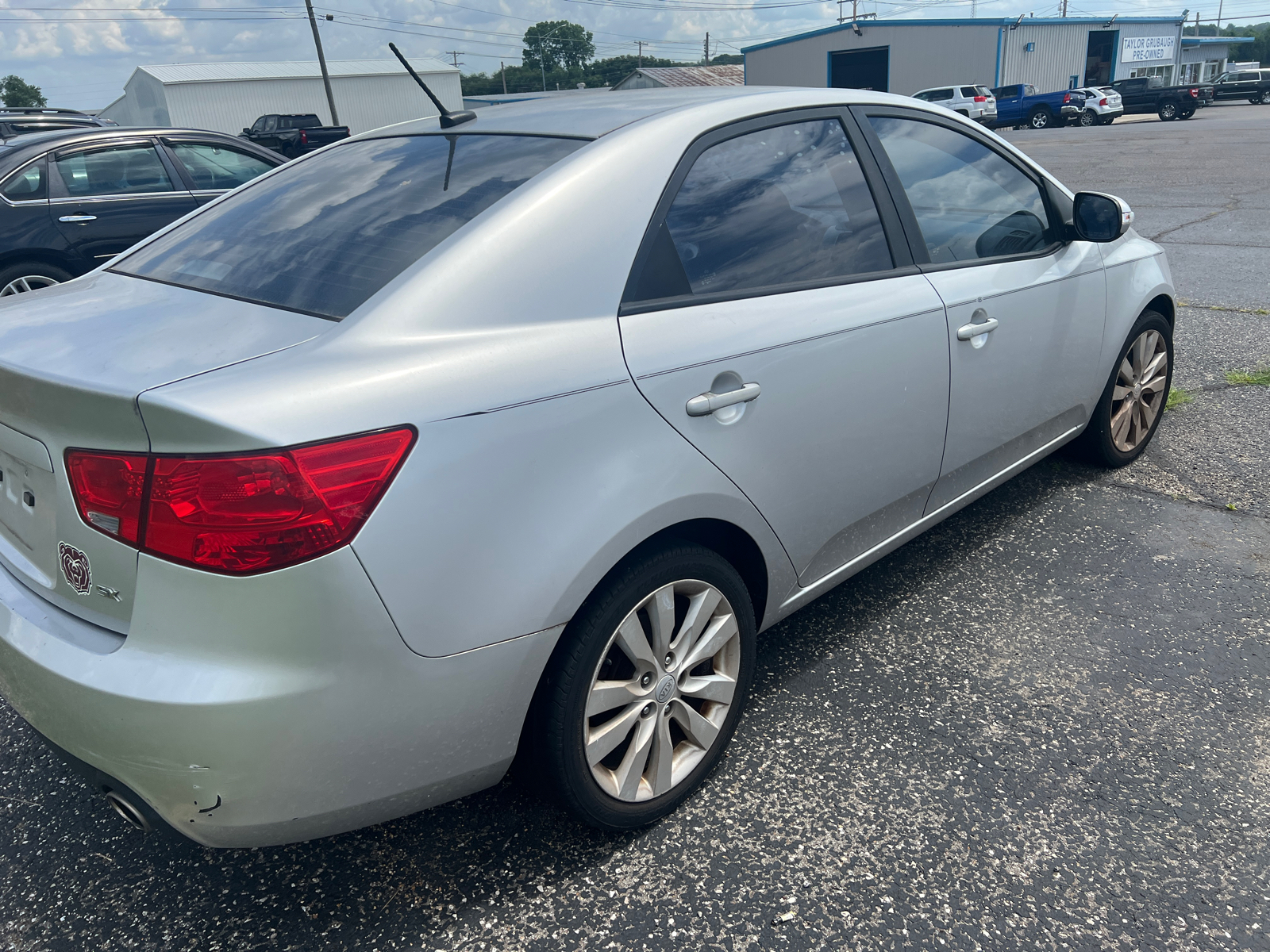 2010 Kia Forte  7