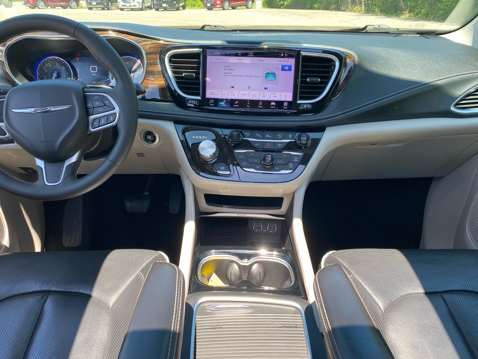2022 Chrysler Pacifica Limited 18