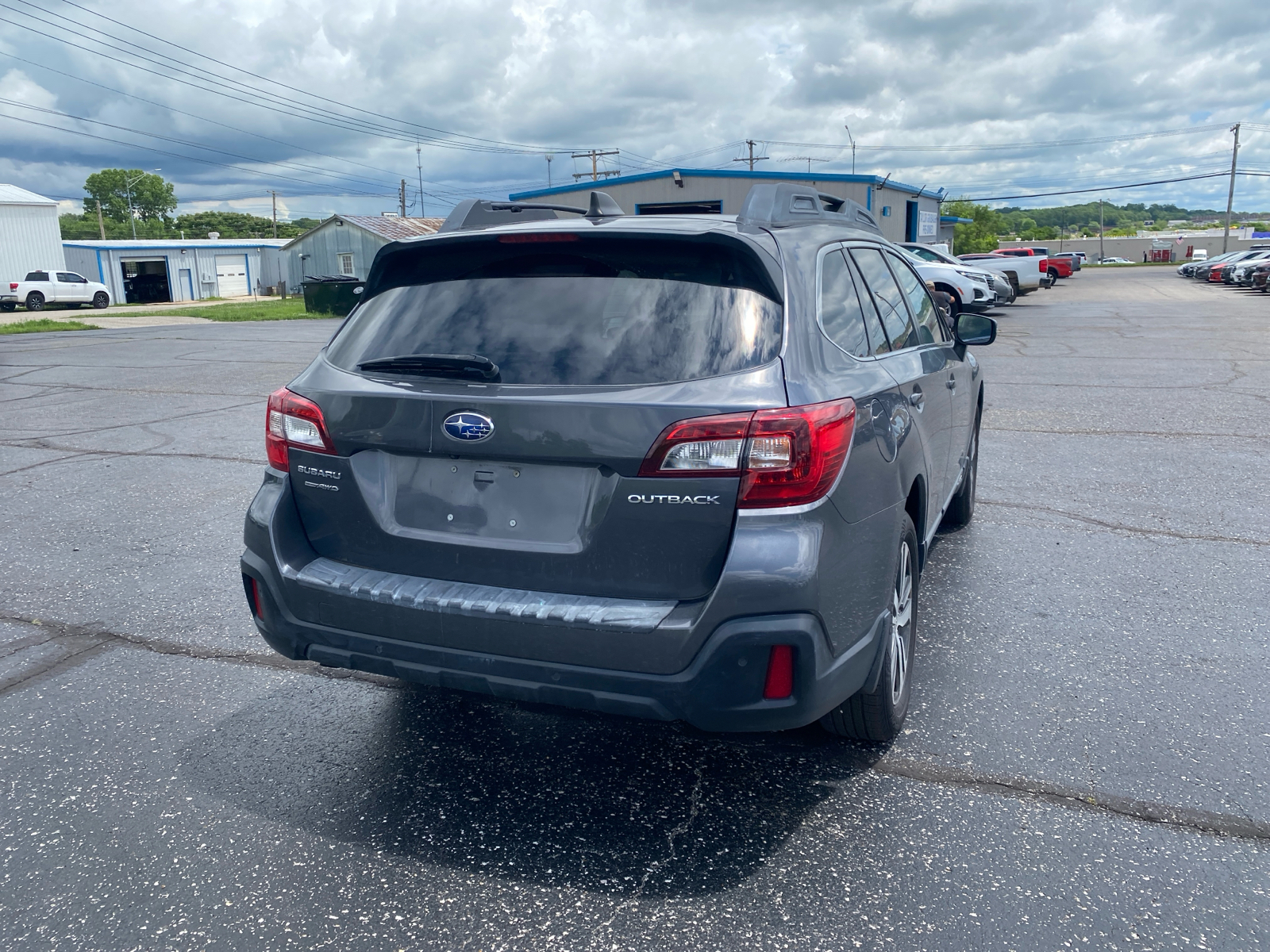 2018 Subaru Outback  2