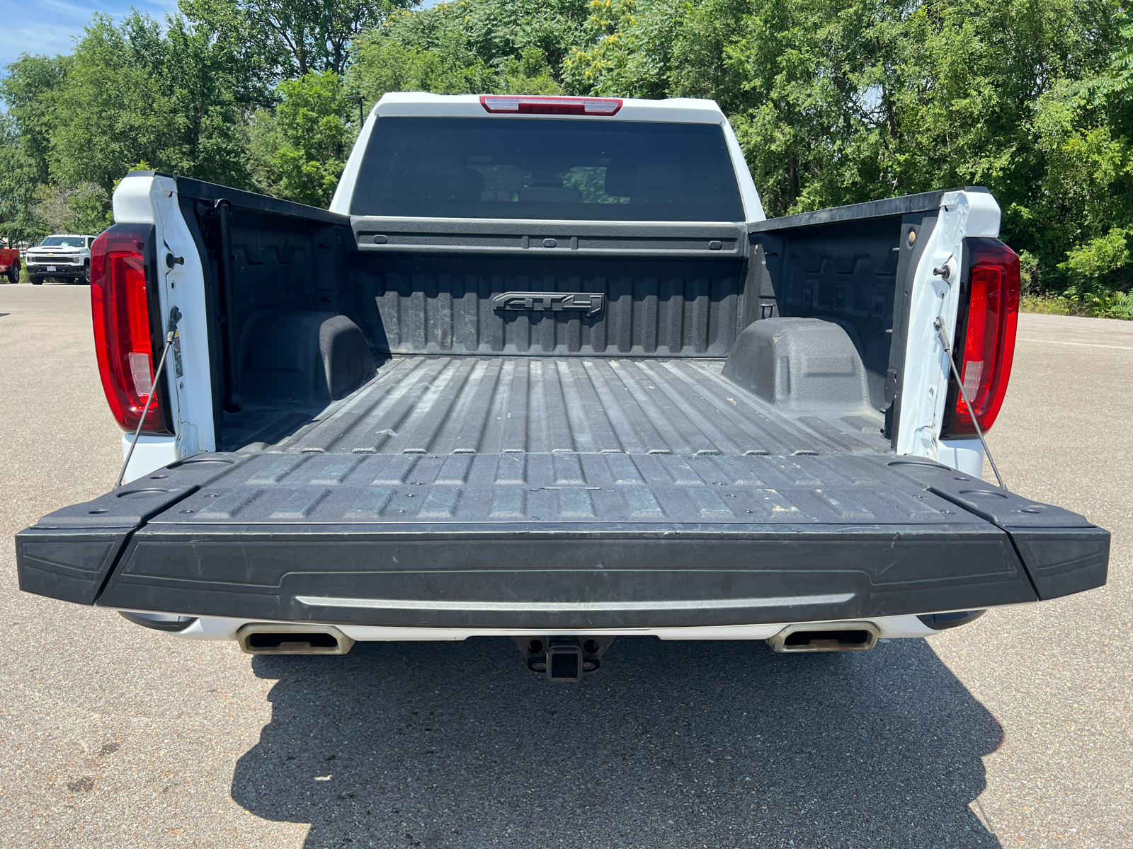 2023 GMC Sierra 1500 AT4 13