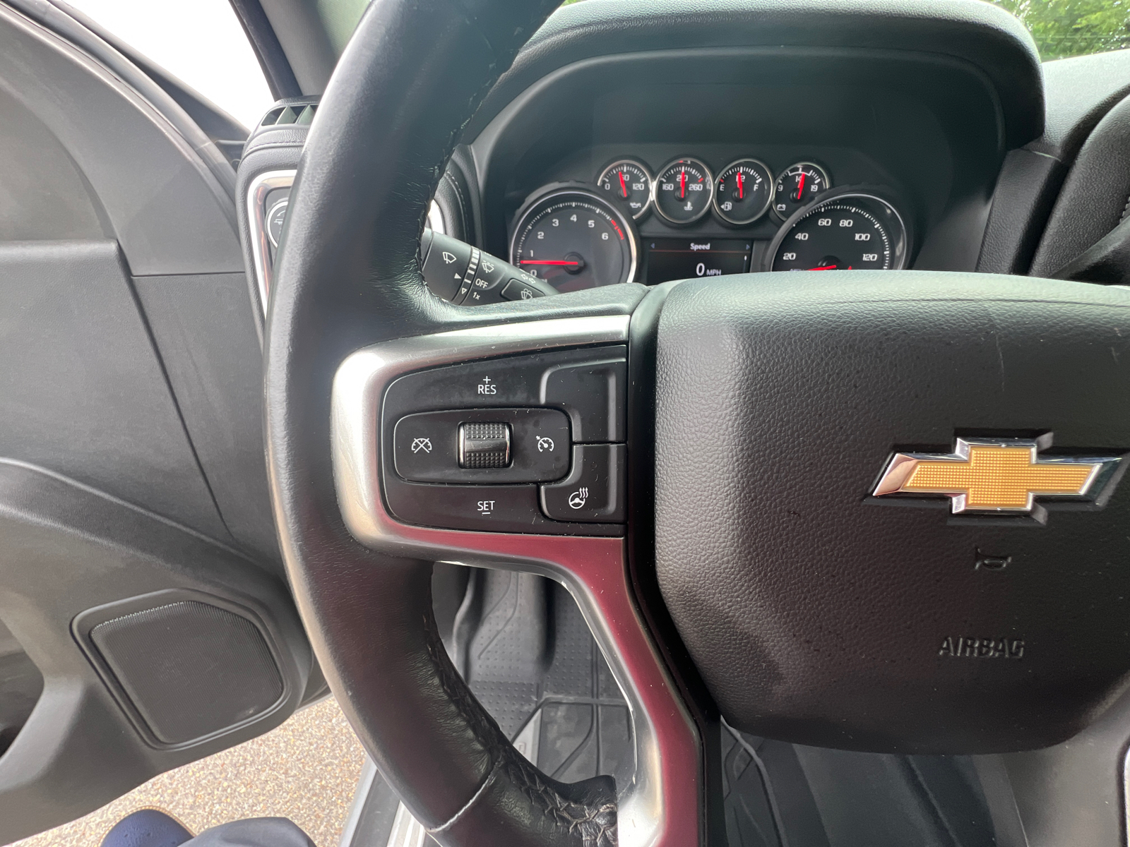 2022 Chevrolet Silverado 3500HD LT 26