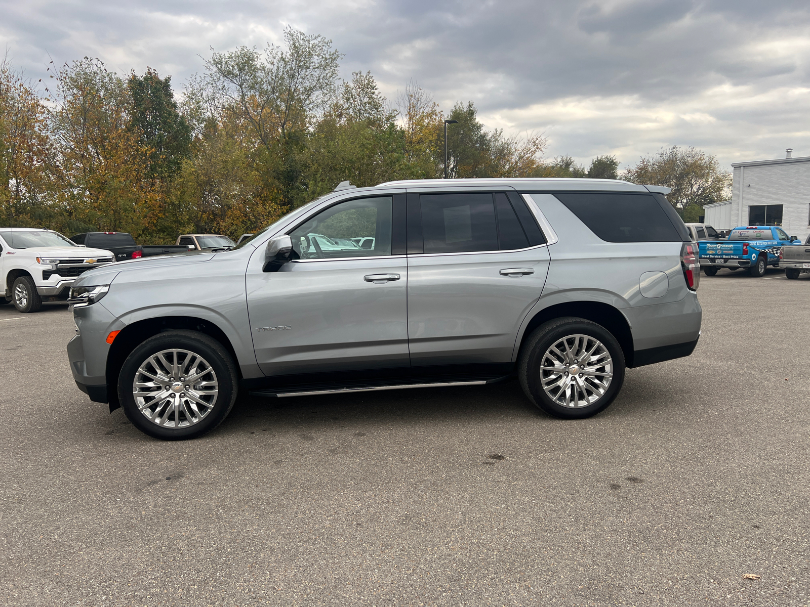 2024 Chevrolet Tahoe LT 8