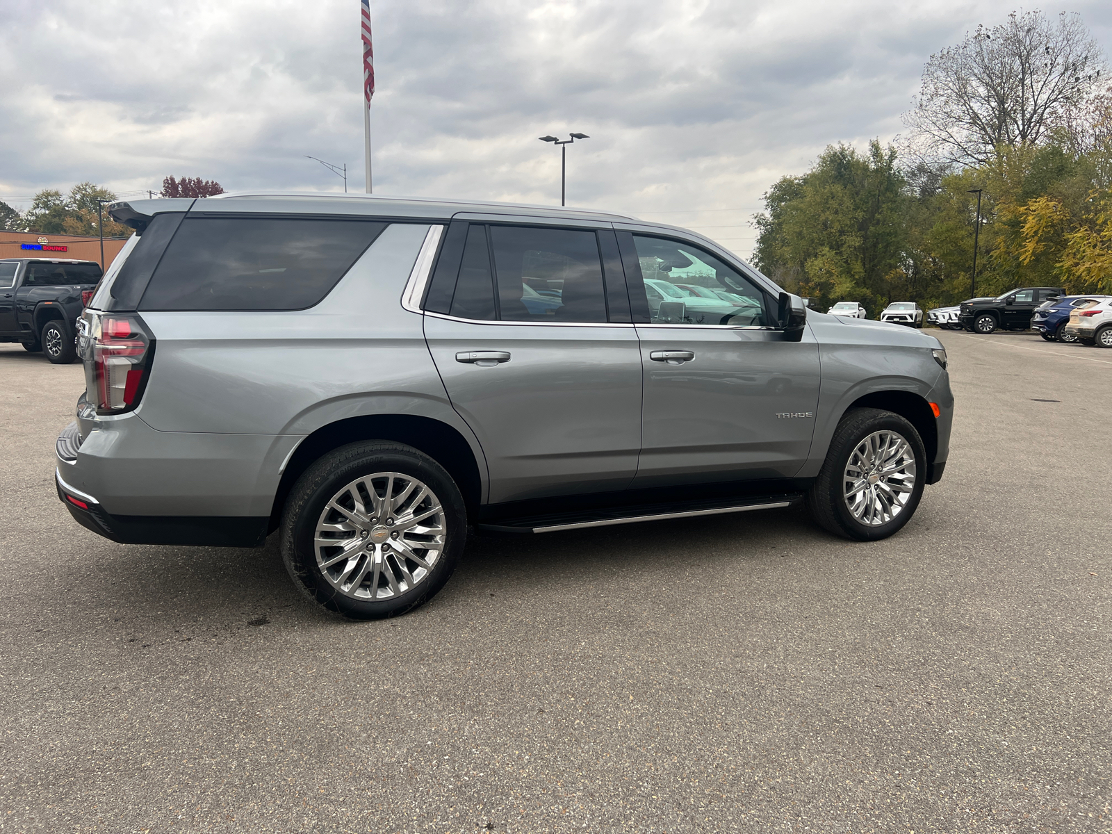 2024 Chevrolet Tahoe LT 12