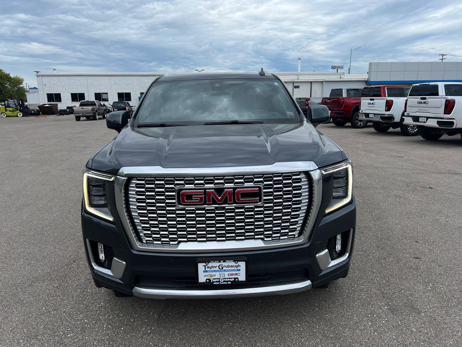 2021 GMC Yukon XL Denali 6