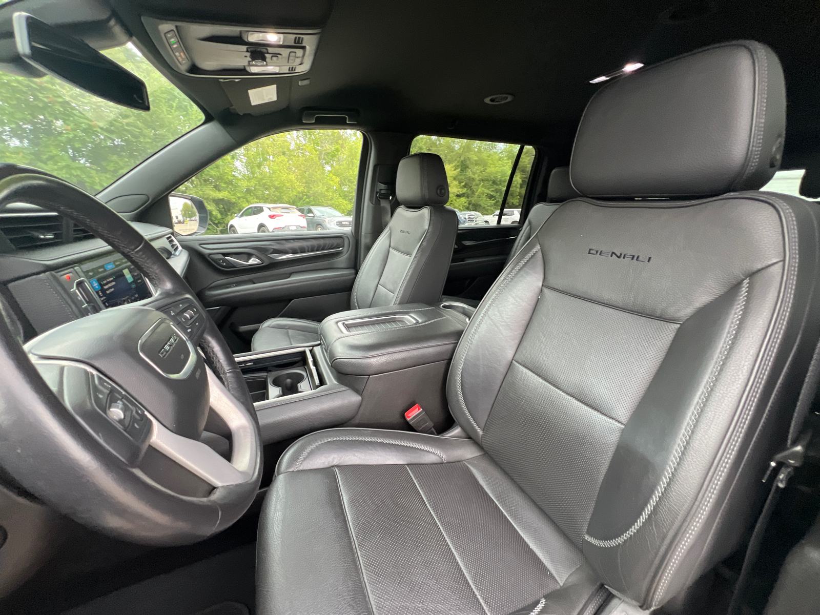 2021 GMC Yukon XL Denali 18