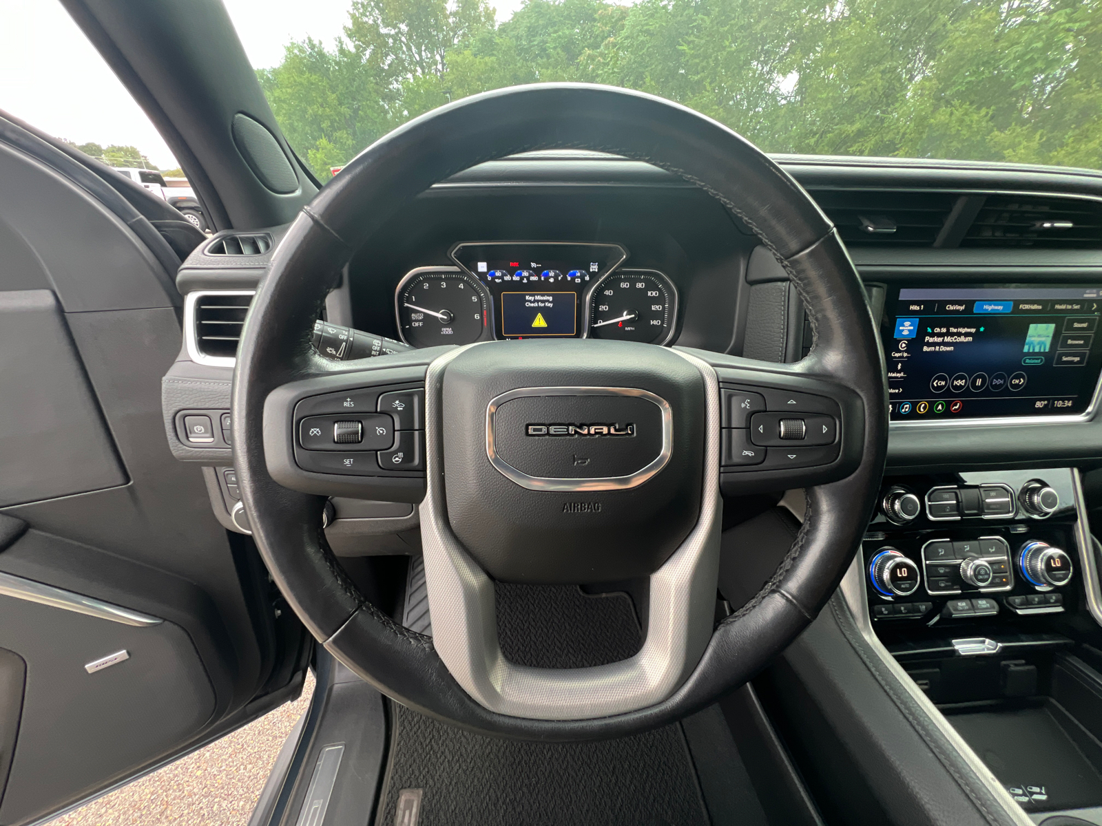 2021 GMC Yukon XL Denali 24