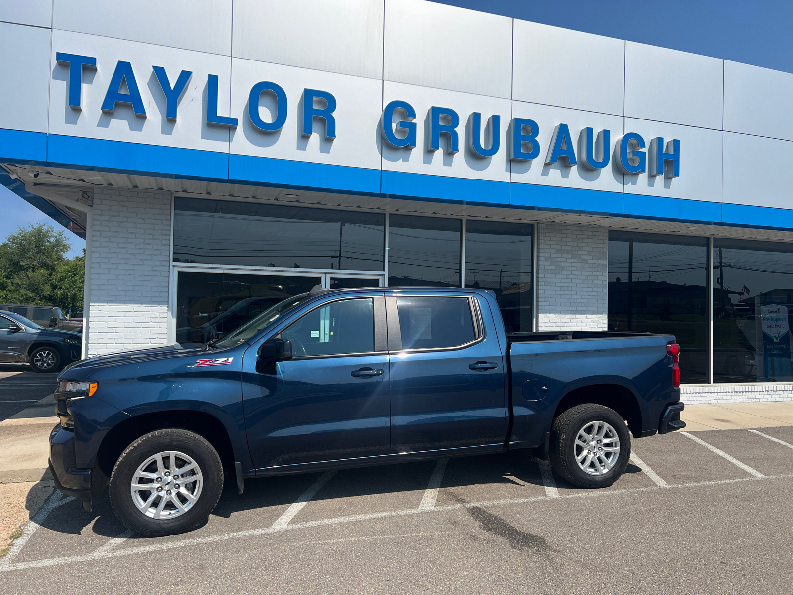 2021 Chevrolet Silverado 1500 RST 1