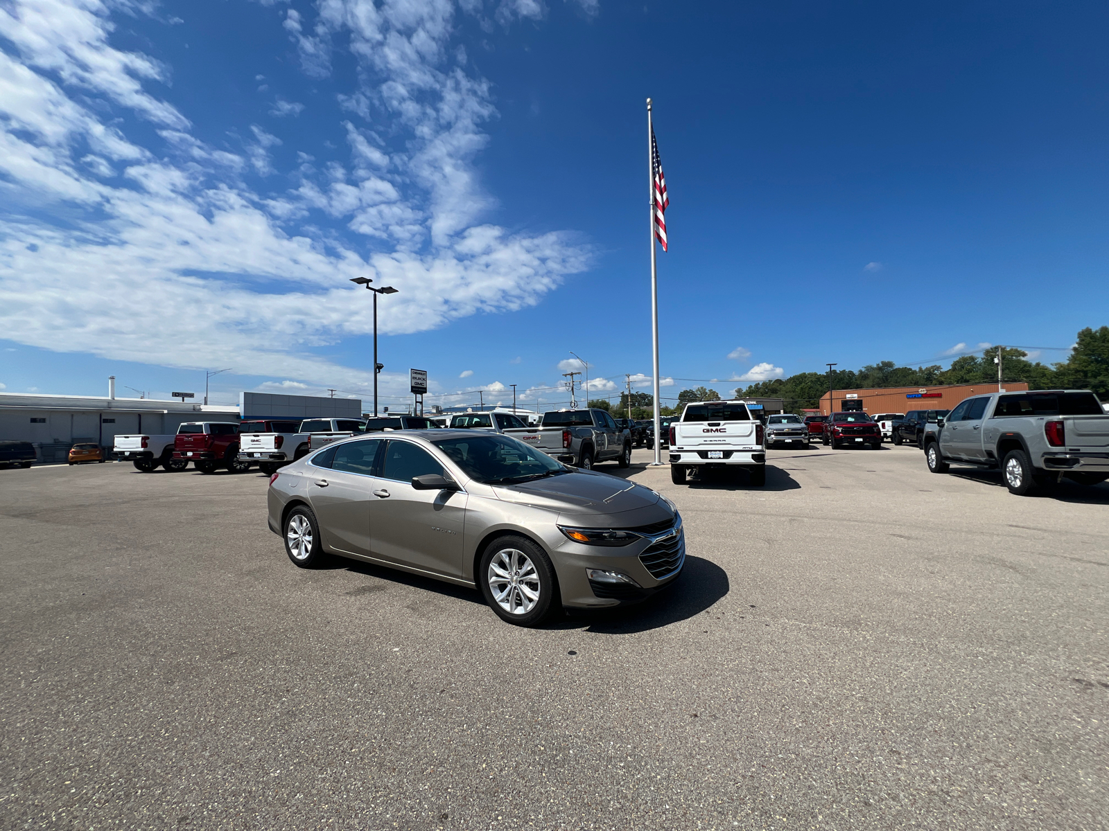 2022 Chevrolet Malibu LT 2