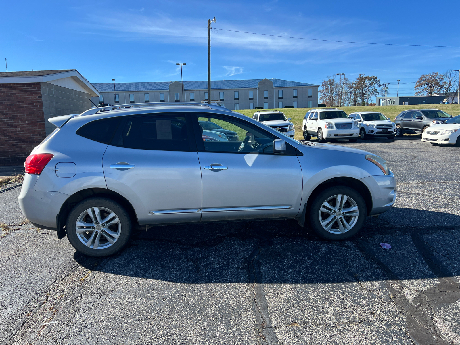 2012 Nissan Rogue SV 6