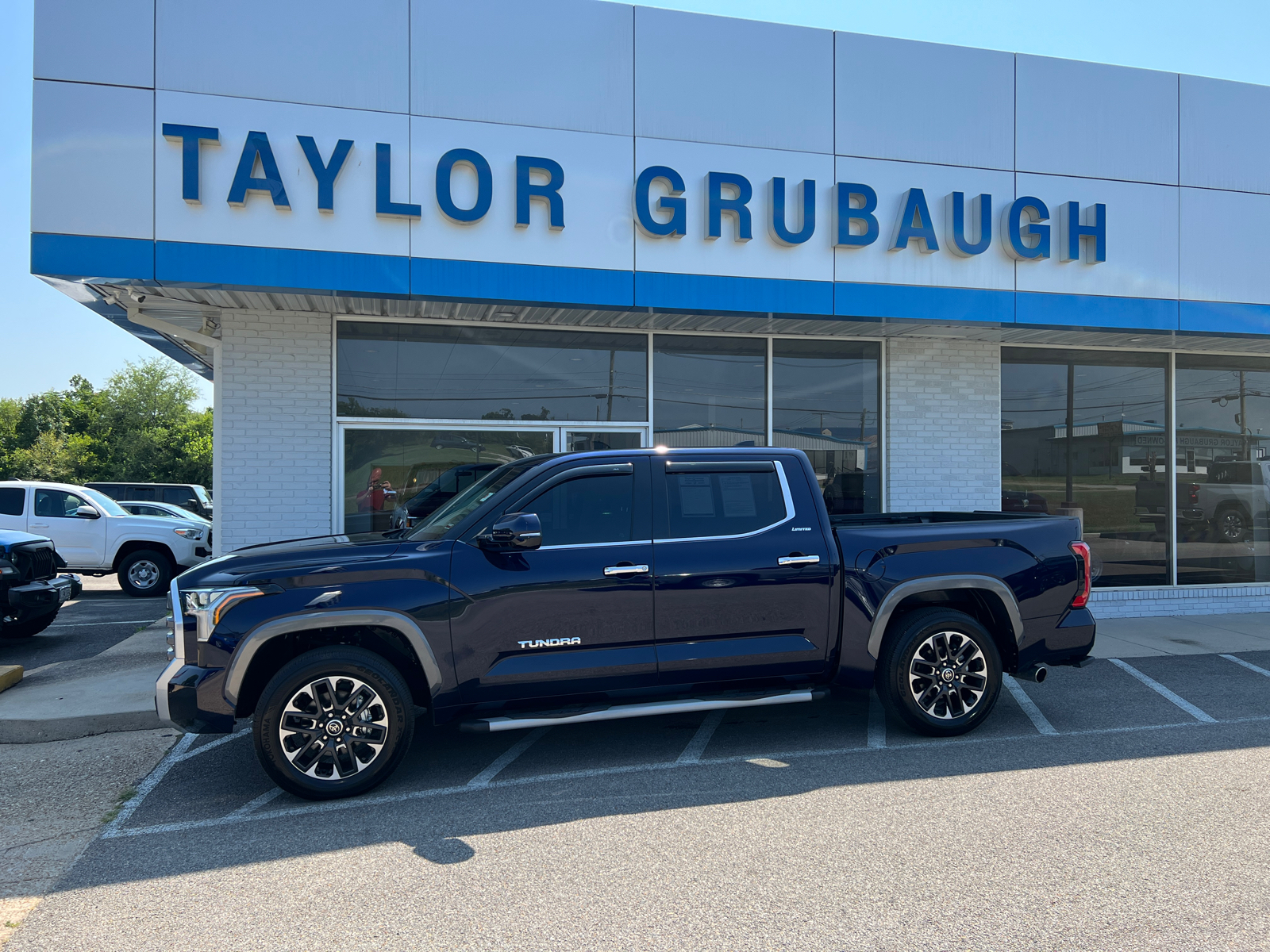 2023 Toyota Tundra 4WD Limited 1