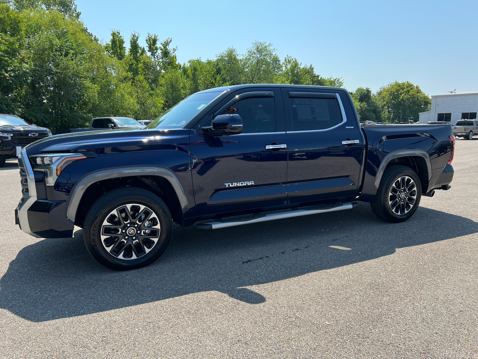 2023 Toyota Tundra 4WD Limited 6