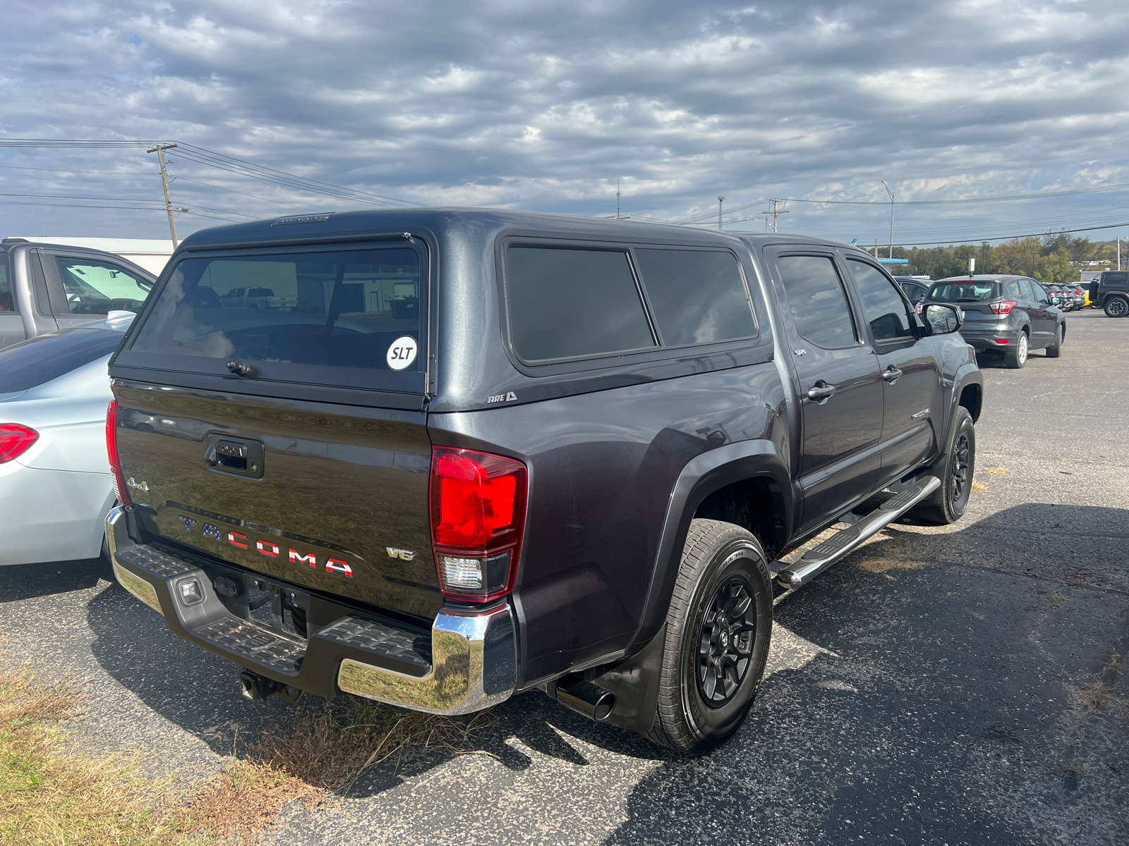 2022 Toyota Tacoma 4WD  6