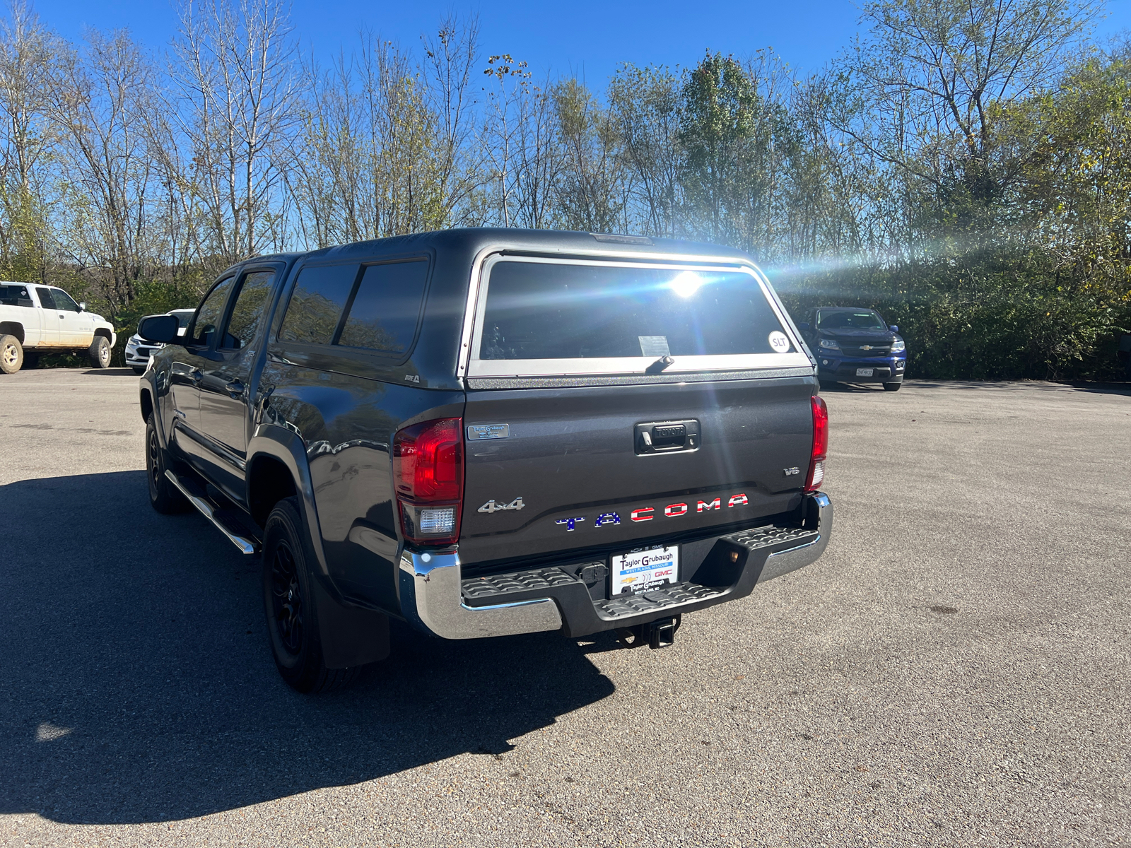 2022 Toyota Tacoma 4WD  10