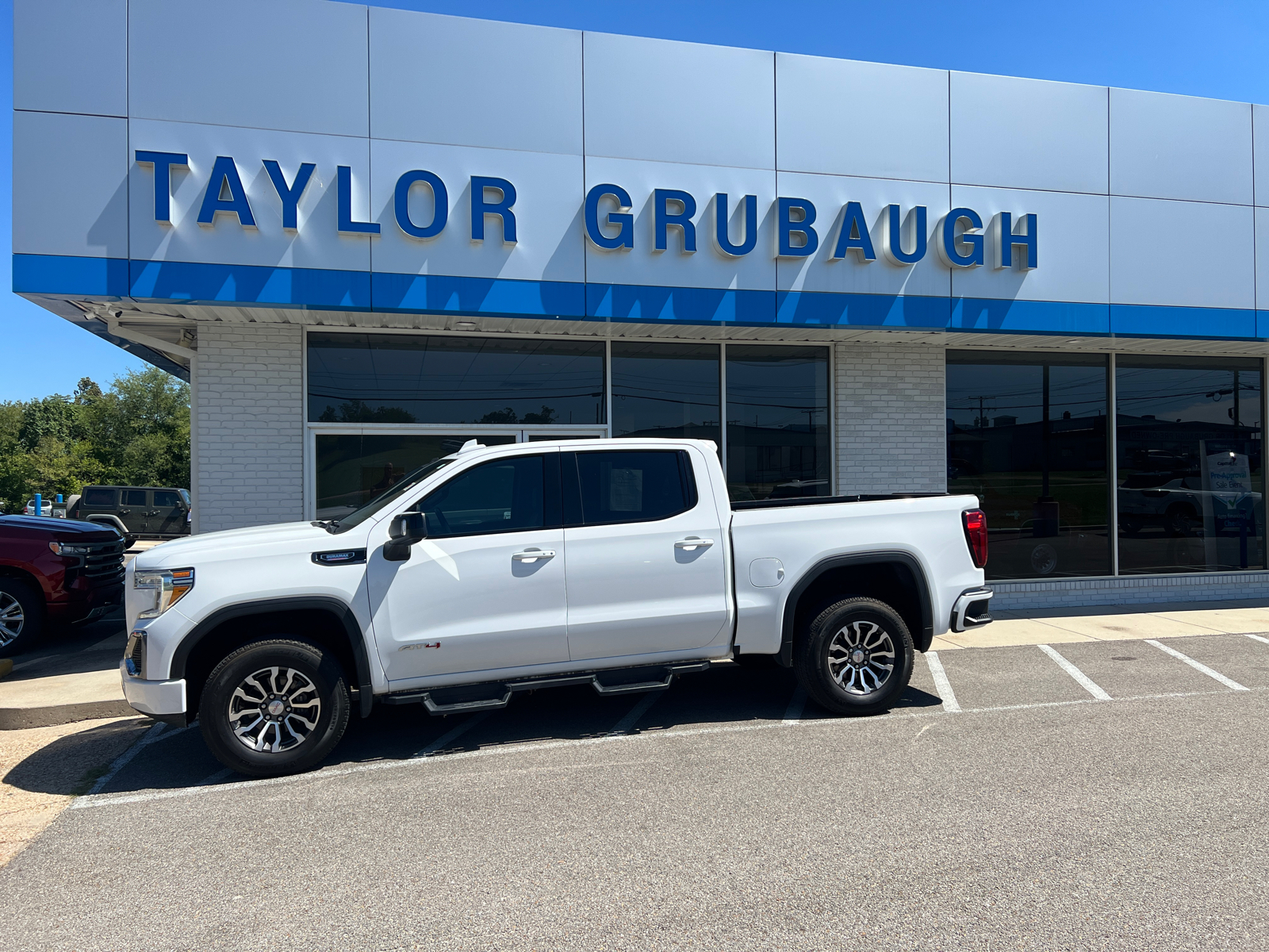 2021 GMC Sierra 1500 AT4 1