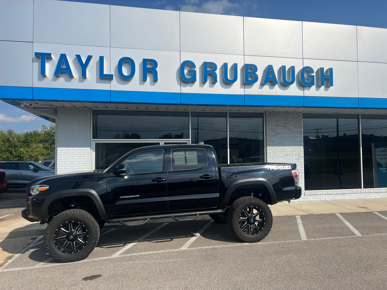 2021 Toyota Tacoma 4WD  1