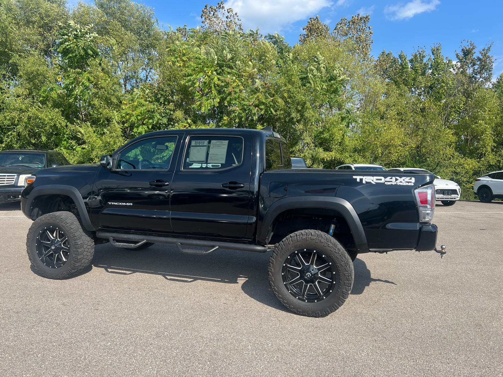 2021 Toyota Tacoma 4WD  9