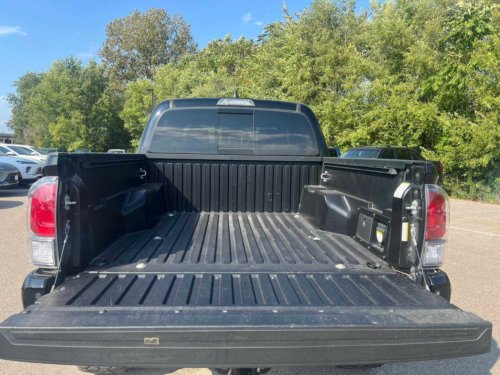 2021 Toyota Tacoma 4WD  11