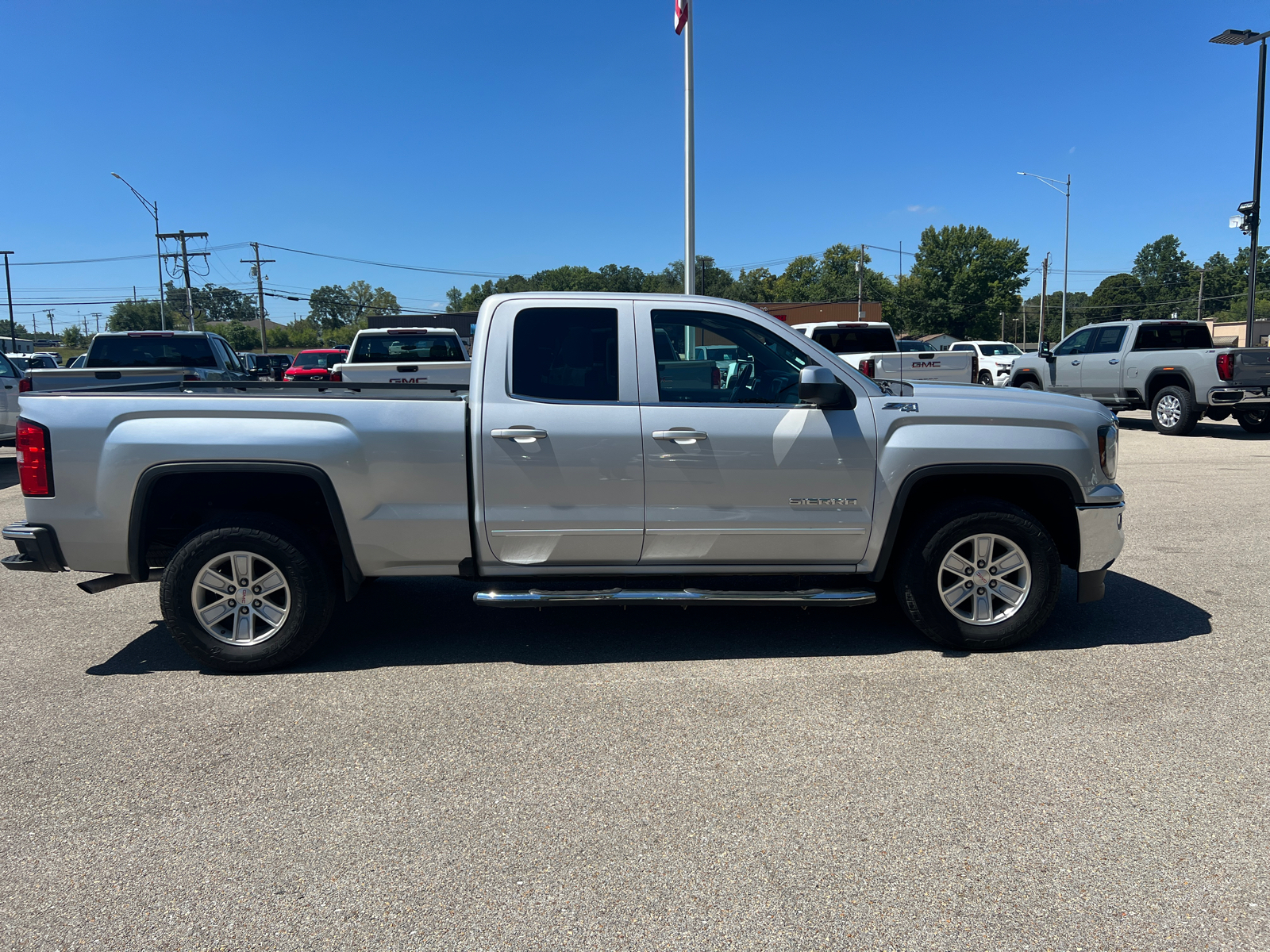 2016 GMC Sierra 1500 SLE 13