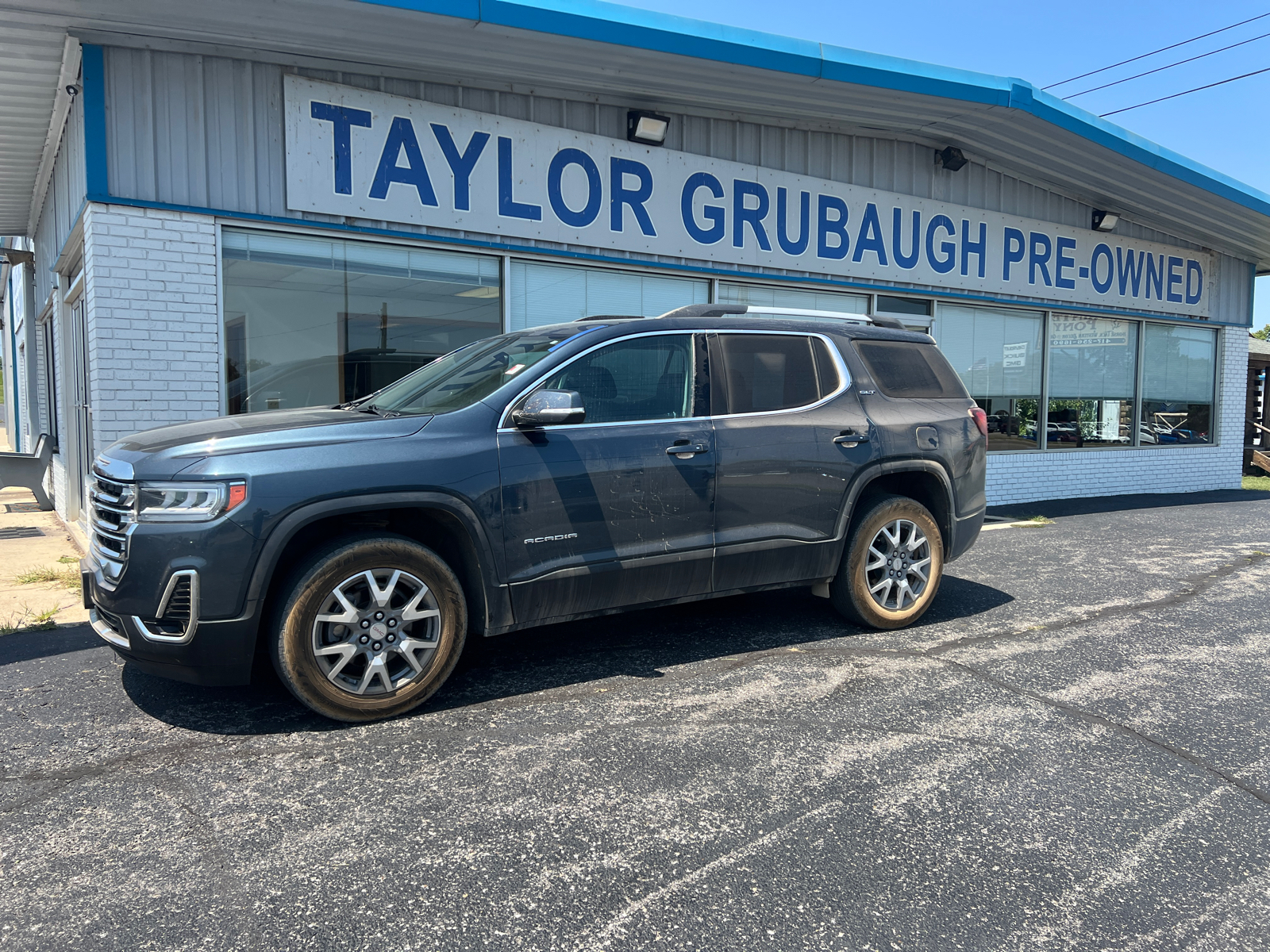 2020 GMC Acadia SLT 2