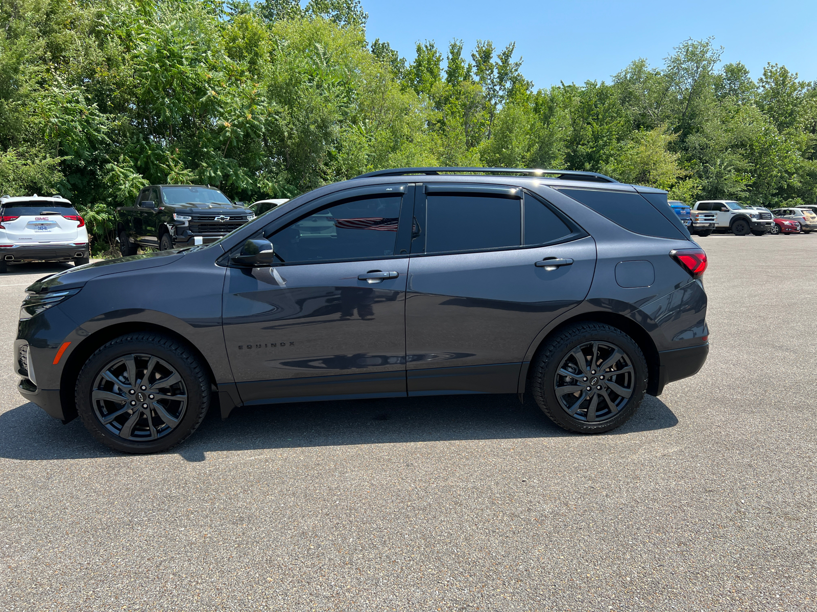 2022 Chevrolet Equinox RS 8