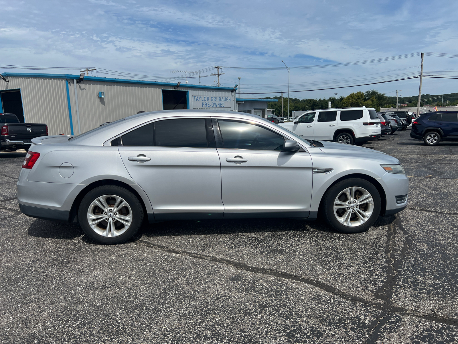 2013 Ford Taurus SEL 6