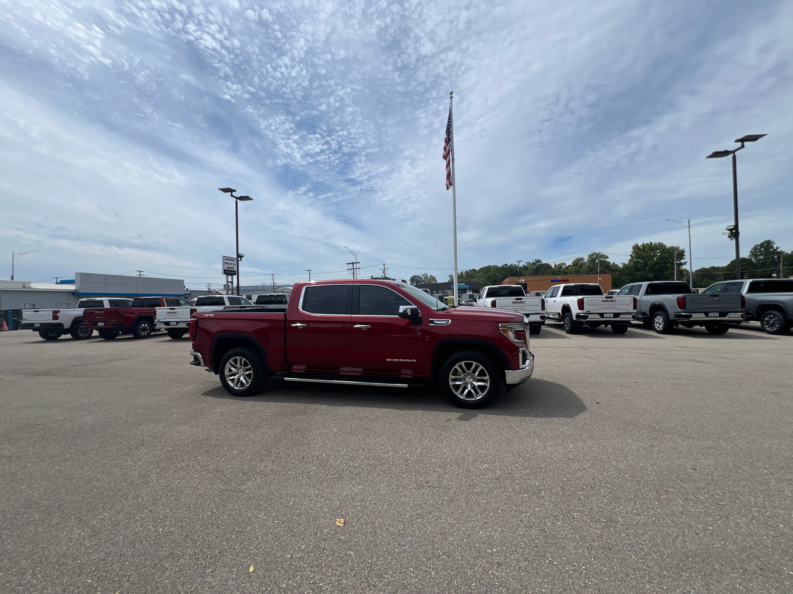 2020 GMC Sierra 1500 SLT 2