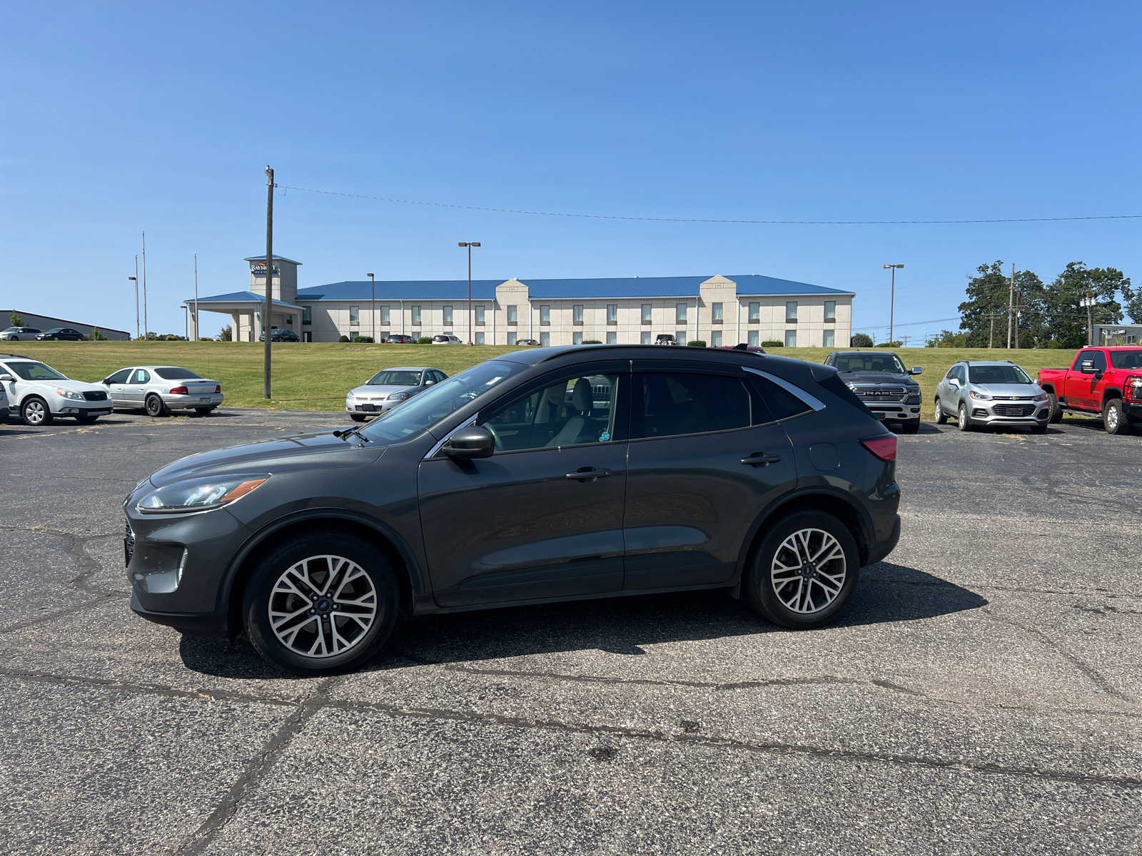 2020 Ford Escape SEL 3