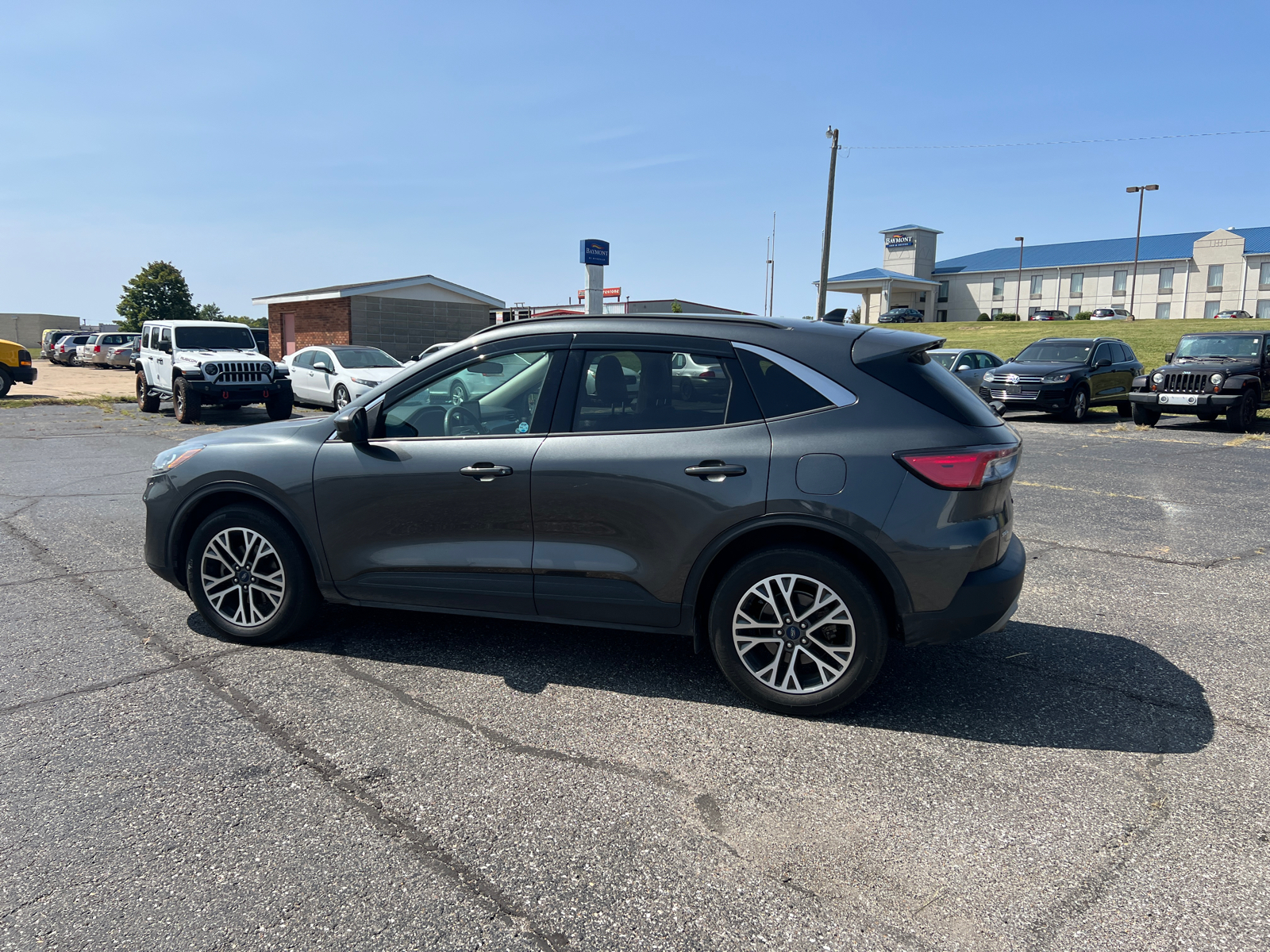 2020 Ford Escape SEL 4