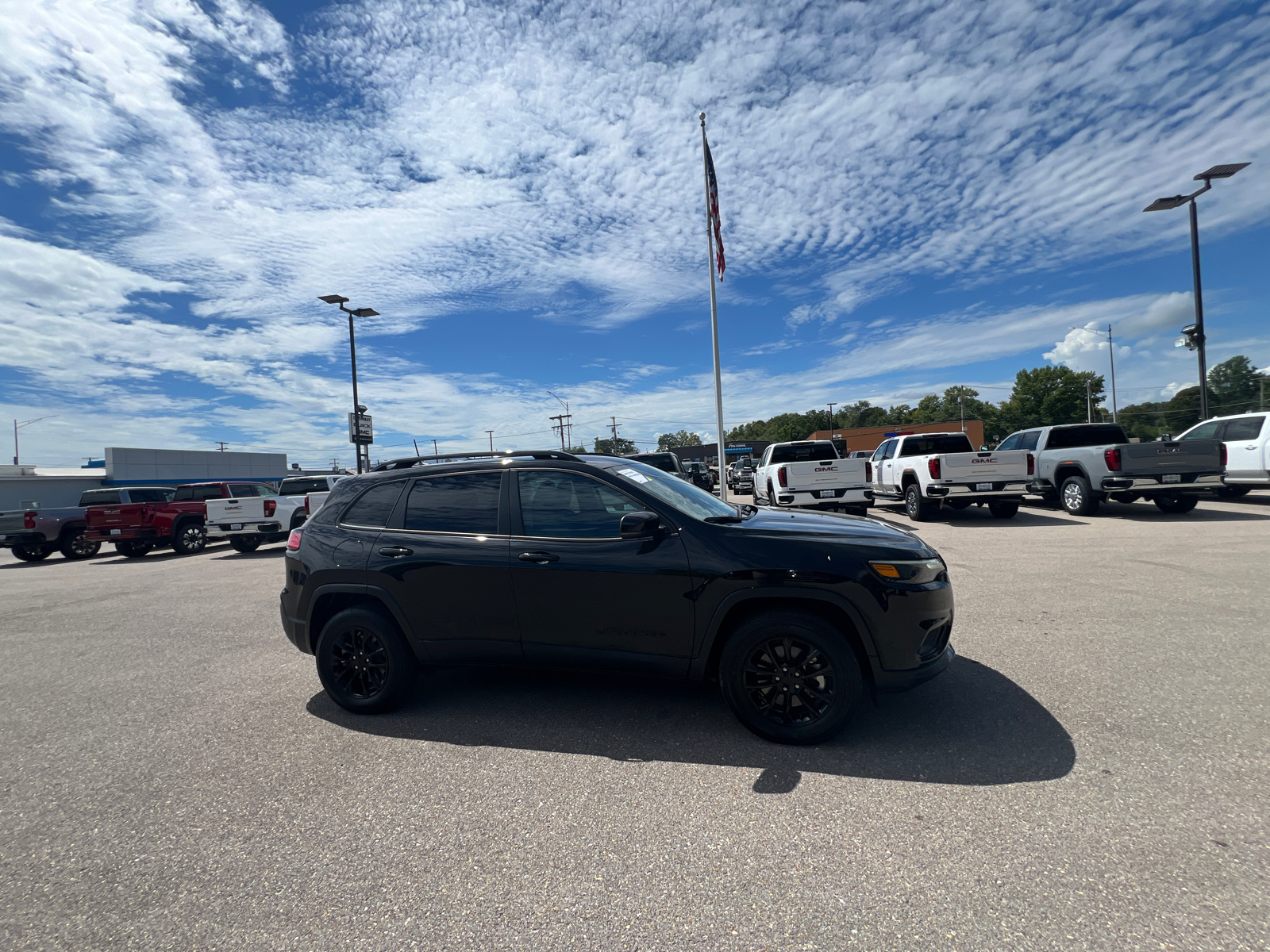 2023 Jeep Cherokee  2