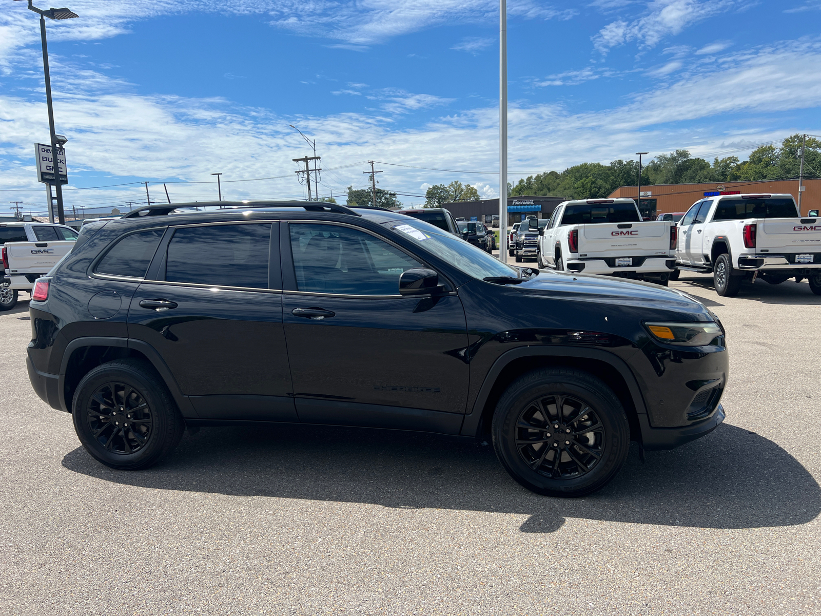 2023 Jeep Cherokee  3