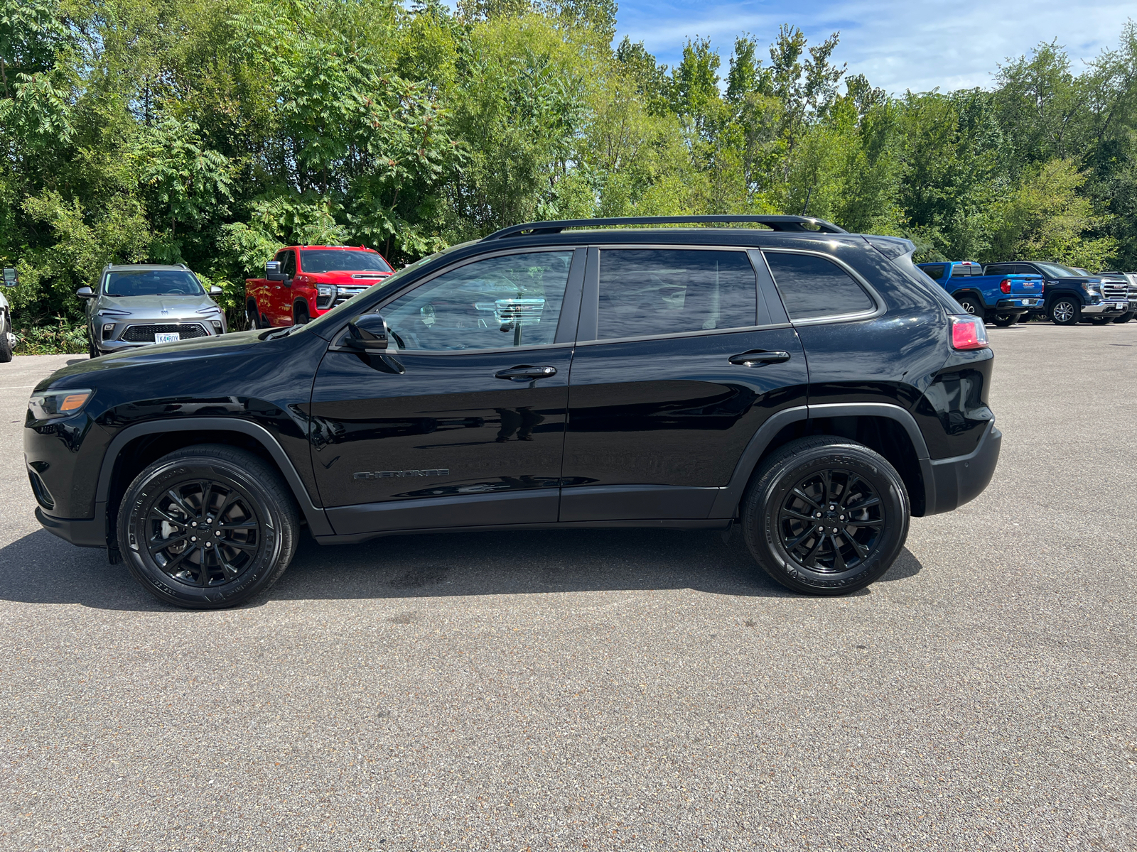 2023 Jeep Cherokee  8