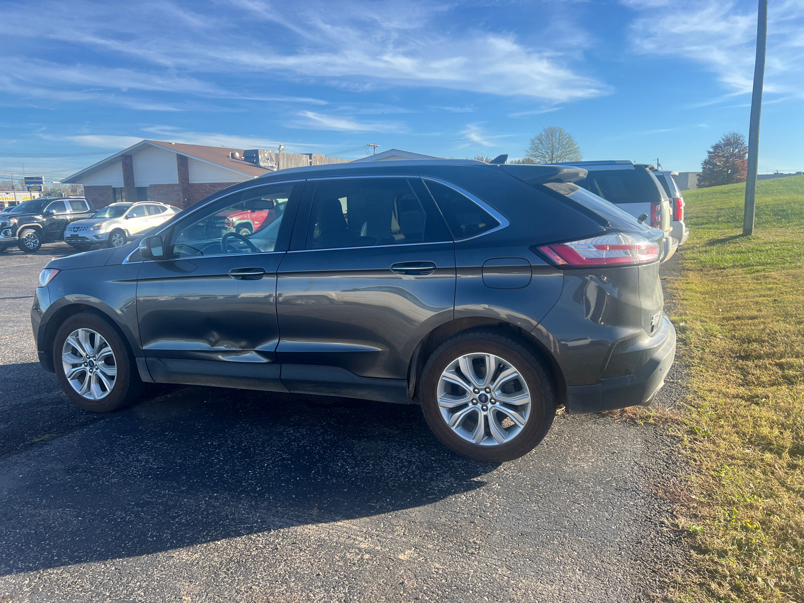 2020 Ford Edge  4