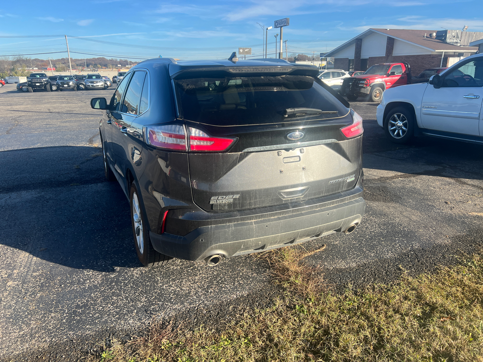 2020 Ford Edge  5