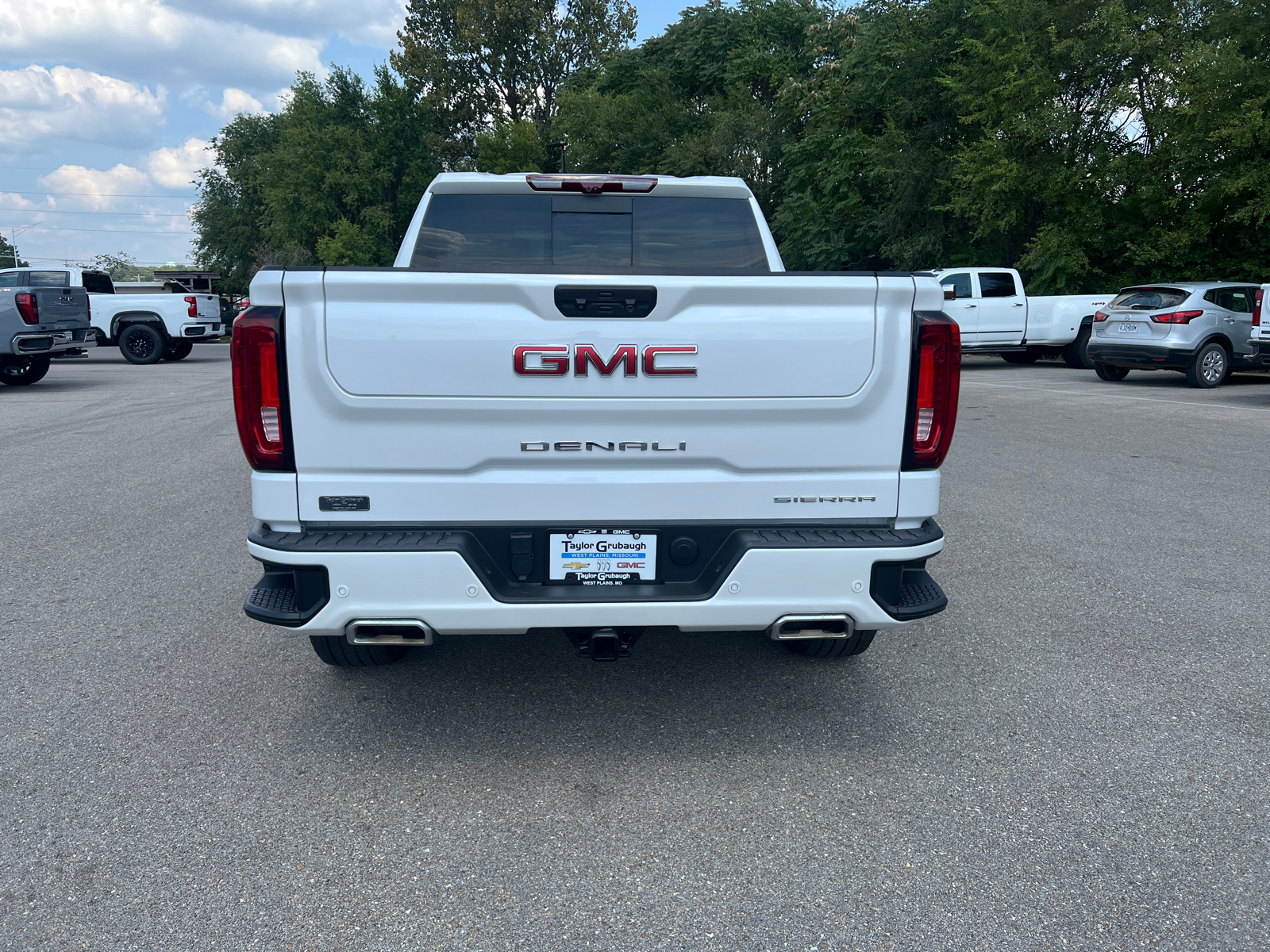 2023 GMC Sierra 1500 Denali 10