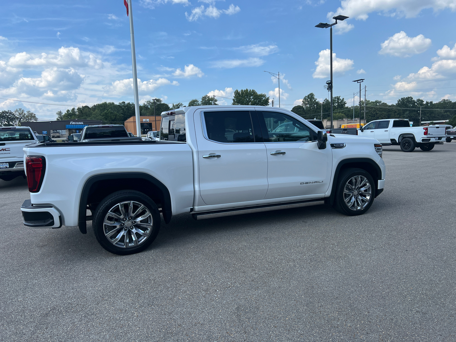 2023 GMC Sierra 1500 Denali 13