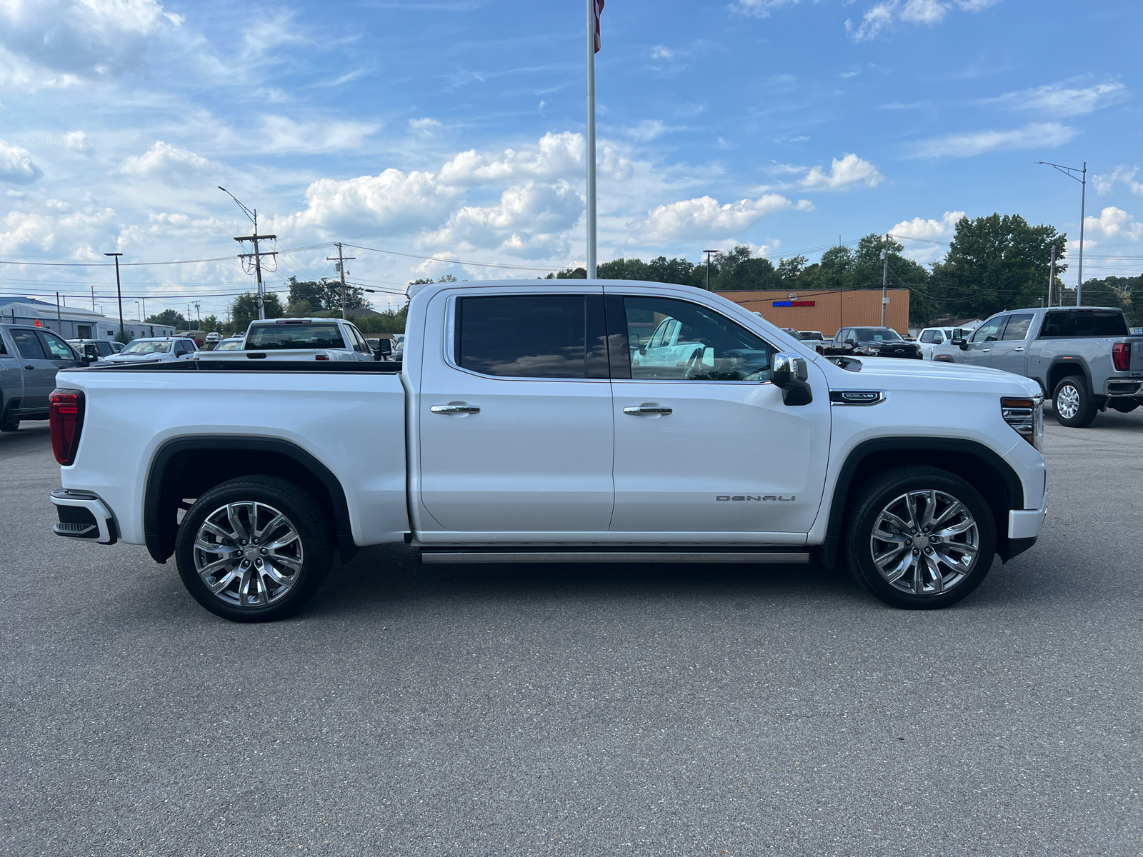 2023 GMC Sierra 1500 Denali 14