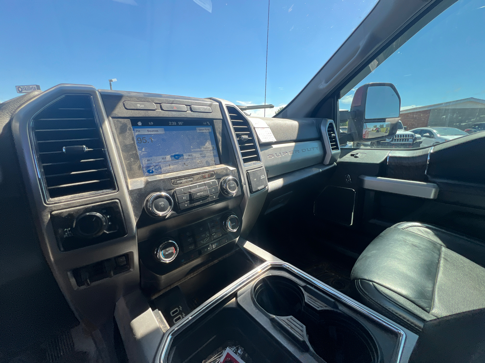 2019 Ford Super Duty F-350 SRW  12