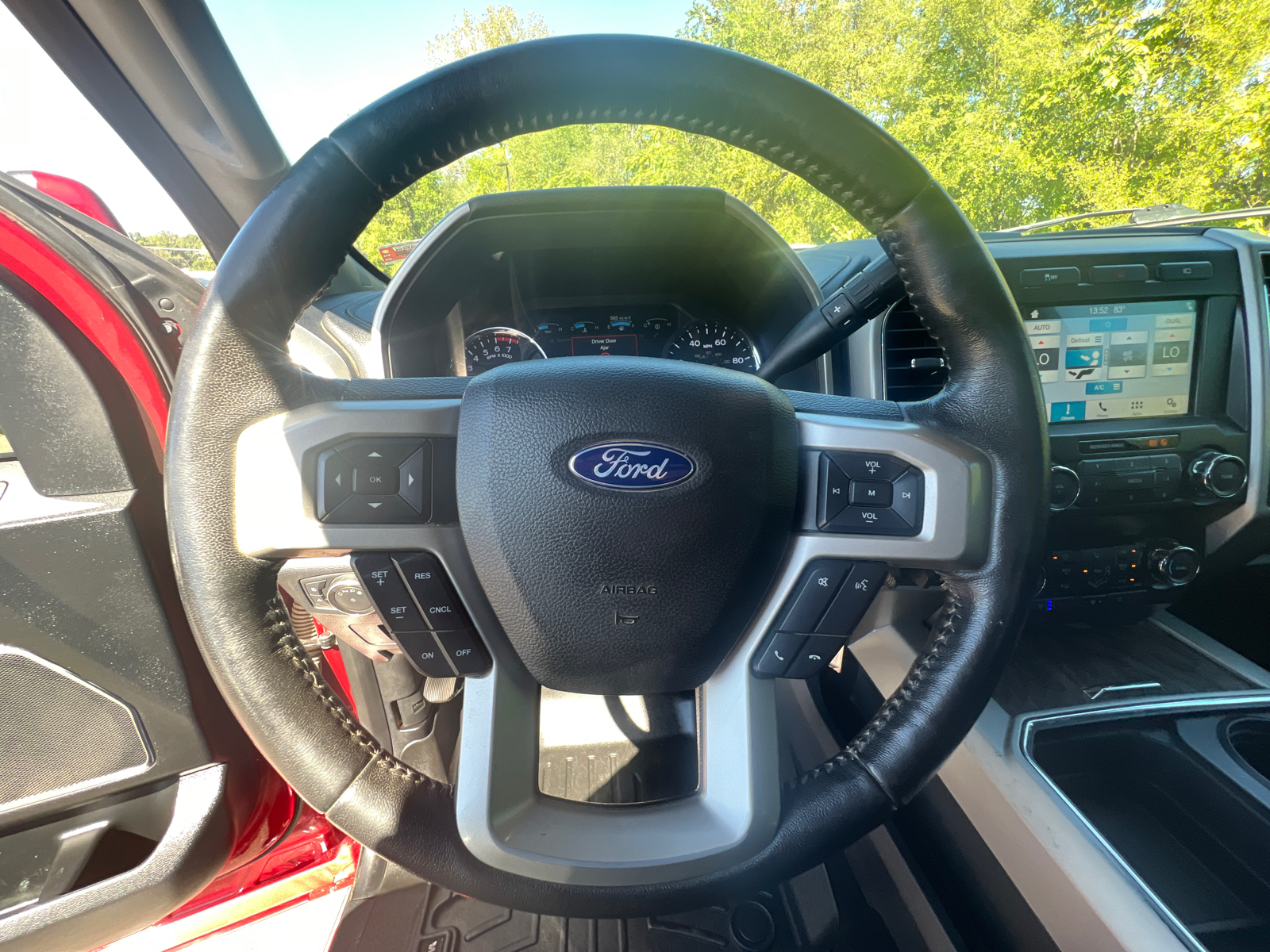 2019 Ford Super Duty F-350 SRW  22