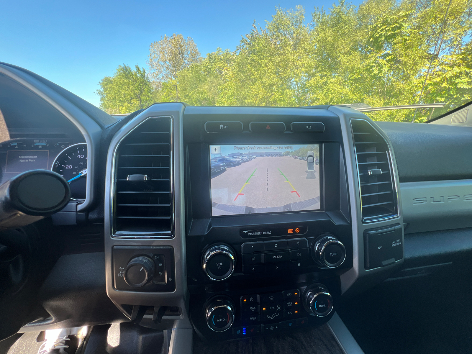 2019 Ford Super Duty F-350 SRW  25