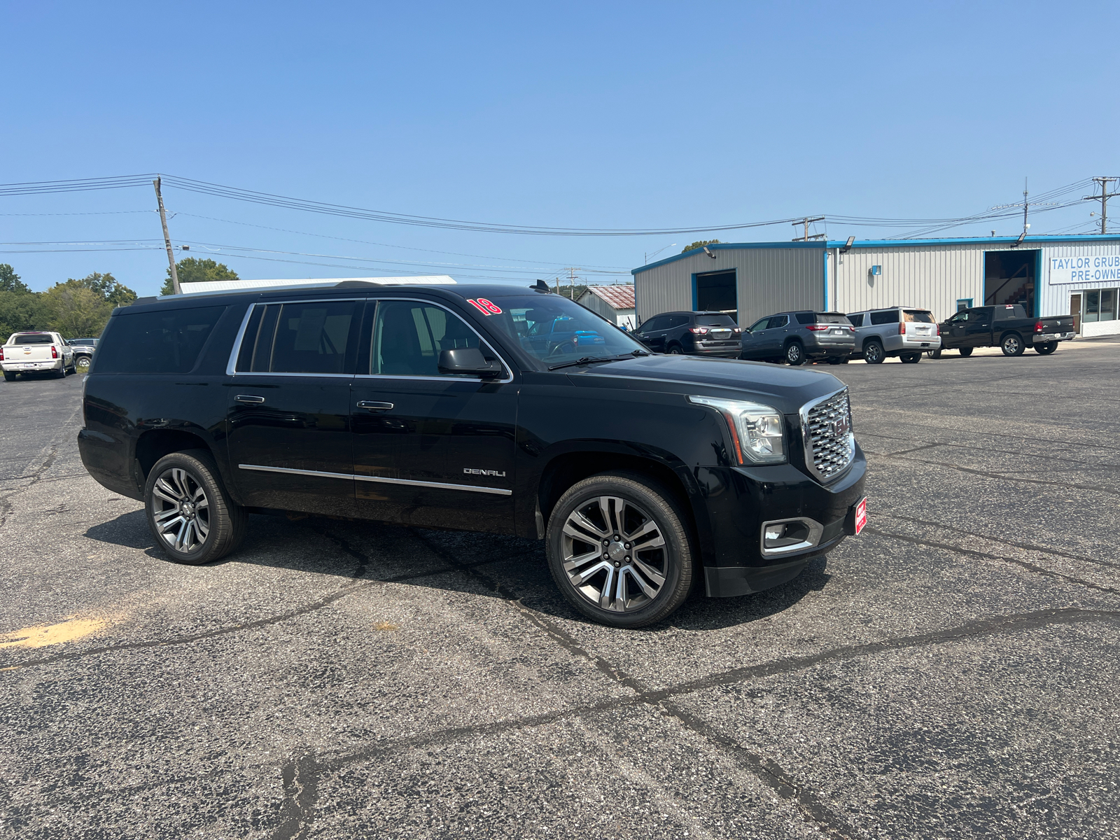 2018 GMC Yukon XL Denali 10