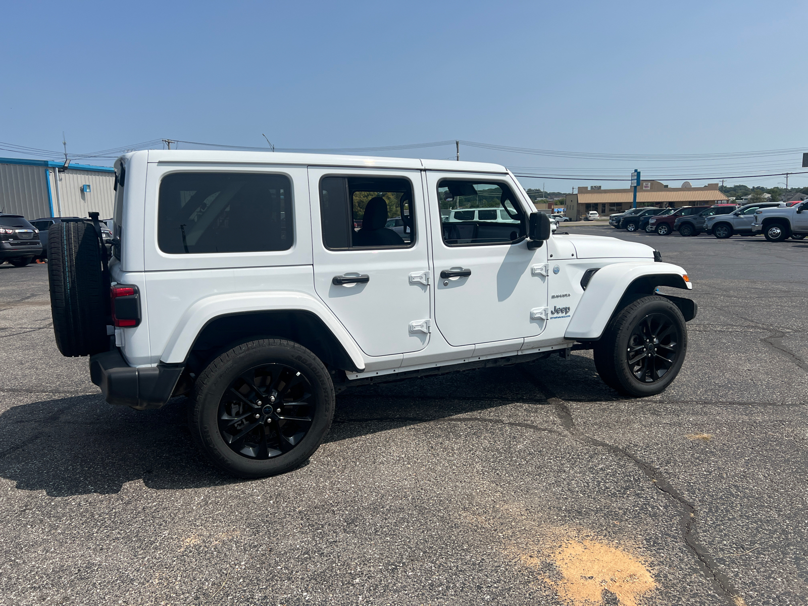 2024 Jeep Wrangler 4xe Sahara 6