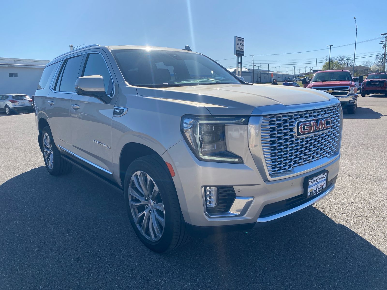 2021 GMC Yukon Denali 9