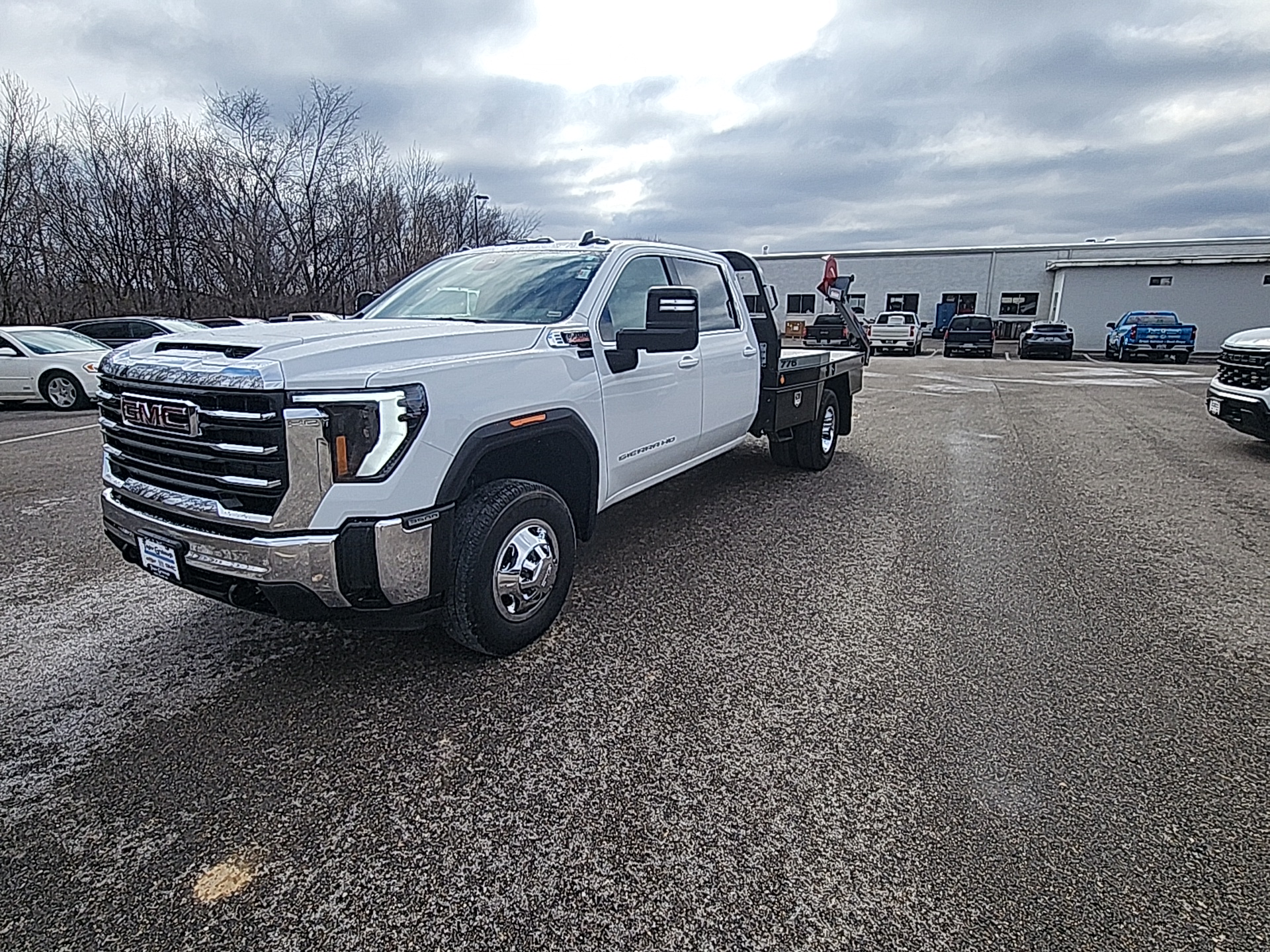 2024 GMC Sierra 3500HD SLE 5