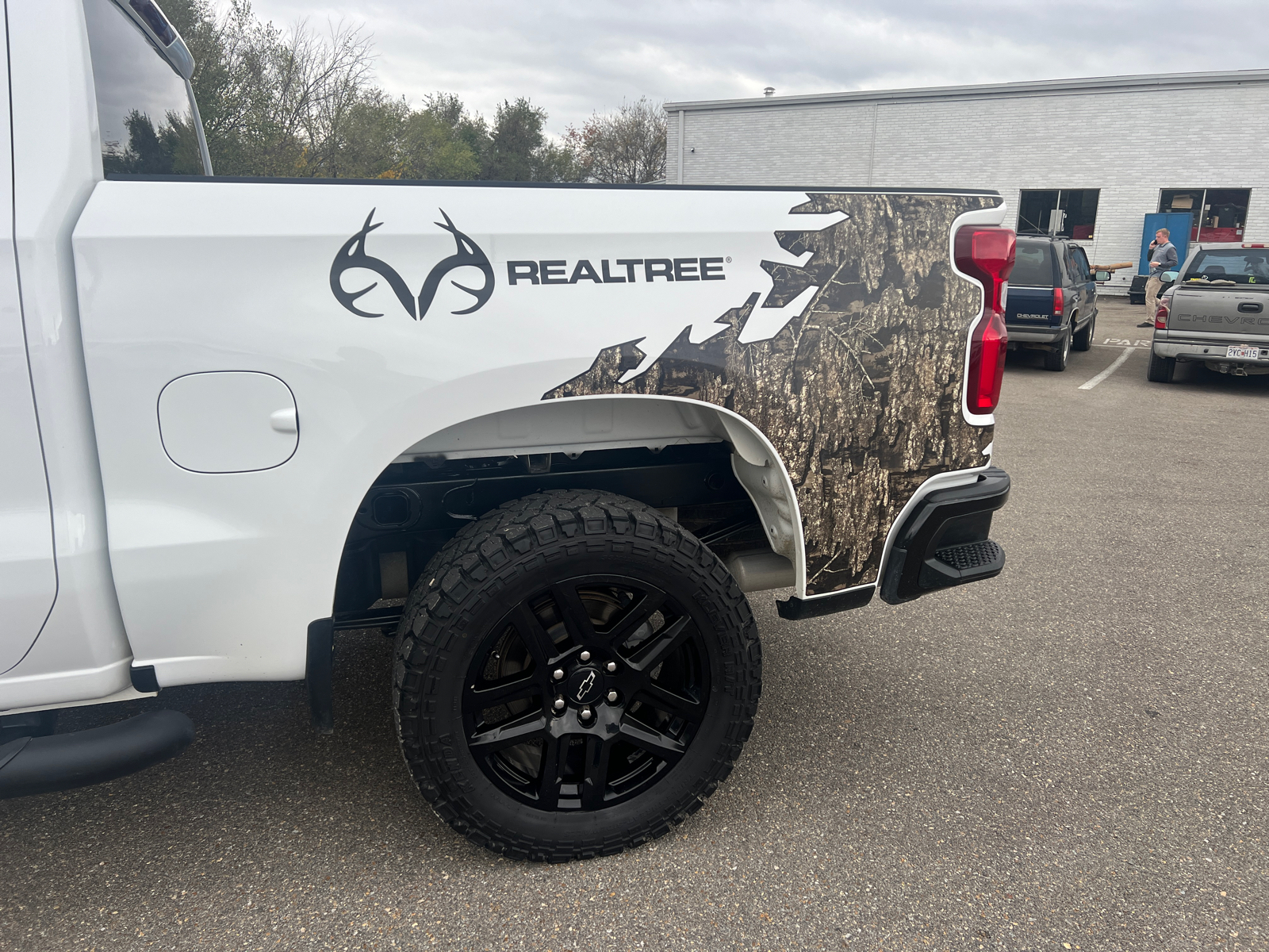 2021 Chevrolet Silverado 1500 Custom Trail Boss 8