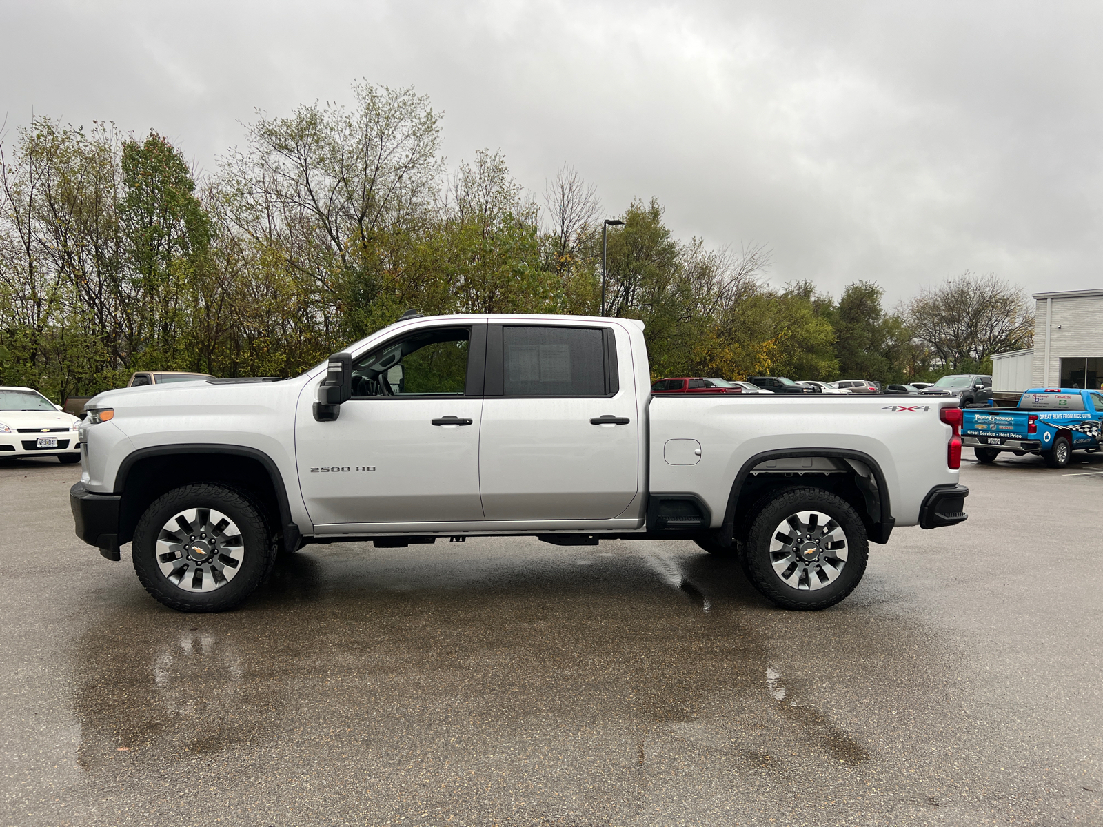 2023 Chevrolet Silverado 2500HD Custom 8