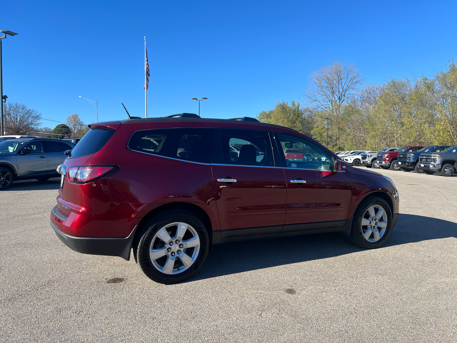 2016 Chevrolet Traverse LT 17