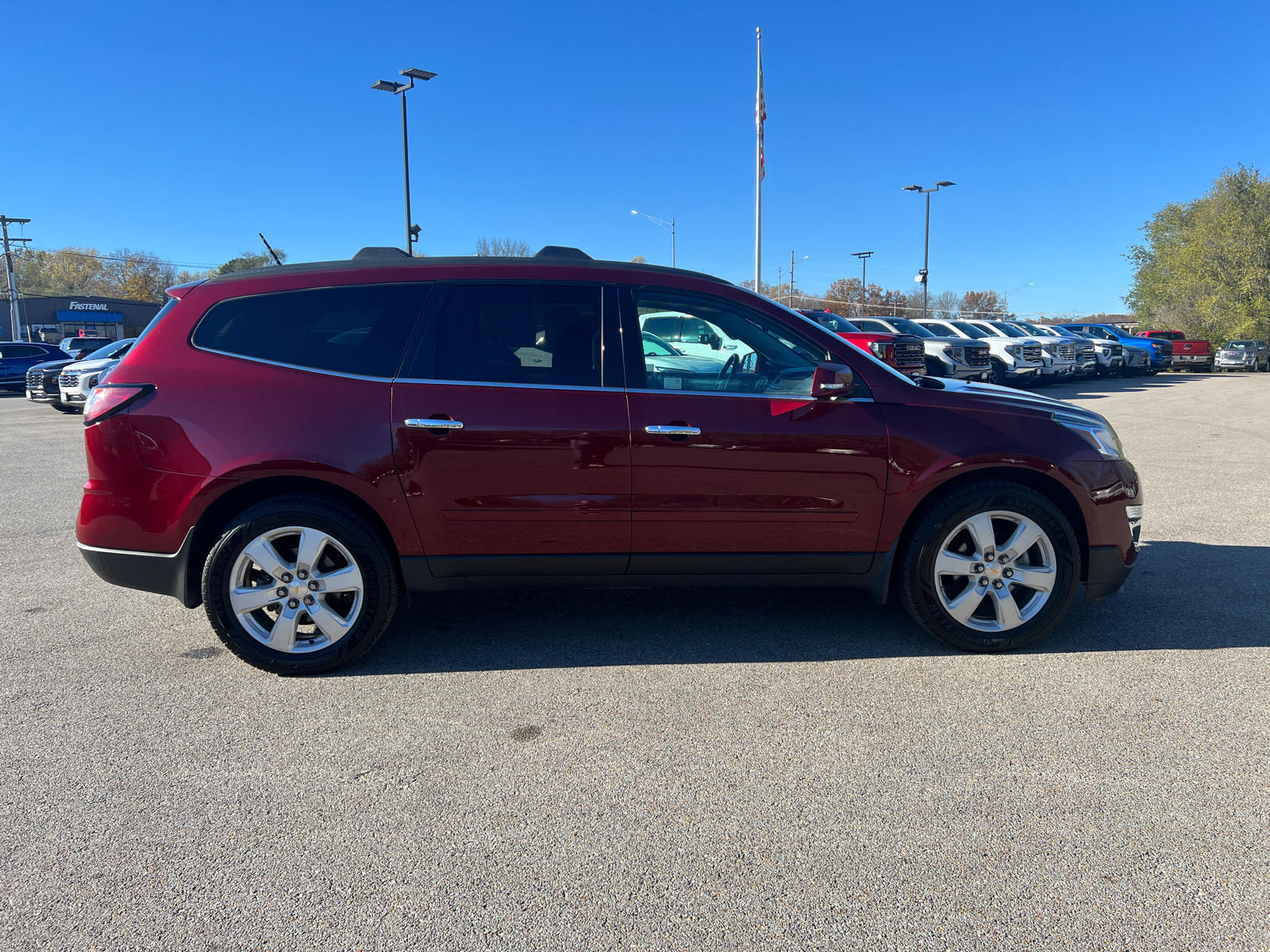 2016 Chevrolet Traverse LT 18