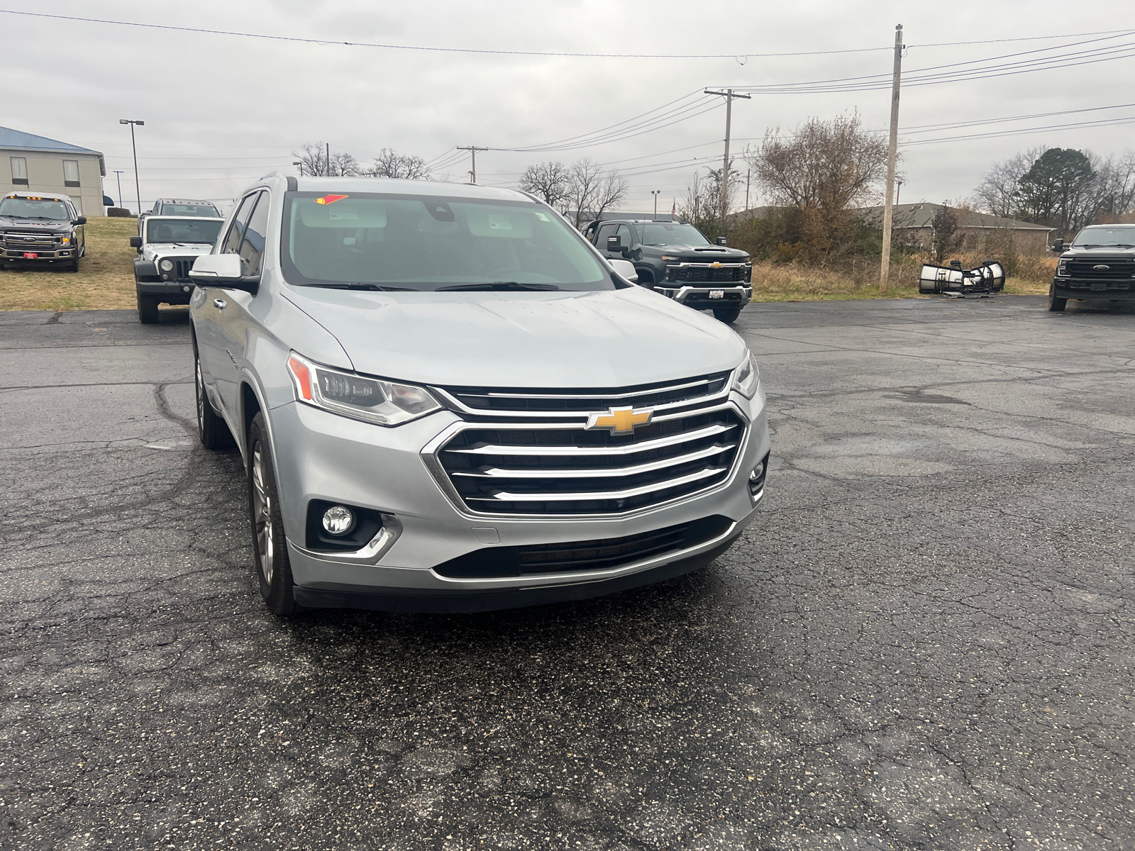 2020 Chevrolet Traverse High Country 2