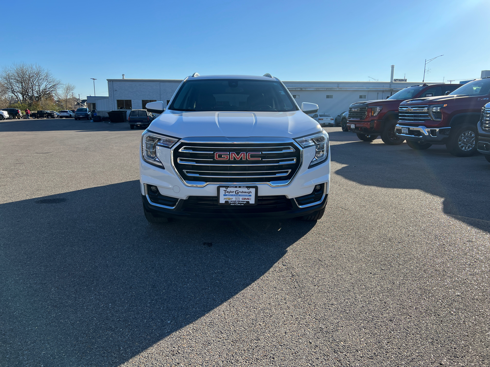 2023 GMC Terrain SLT 8